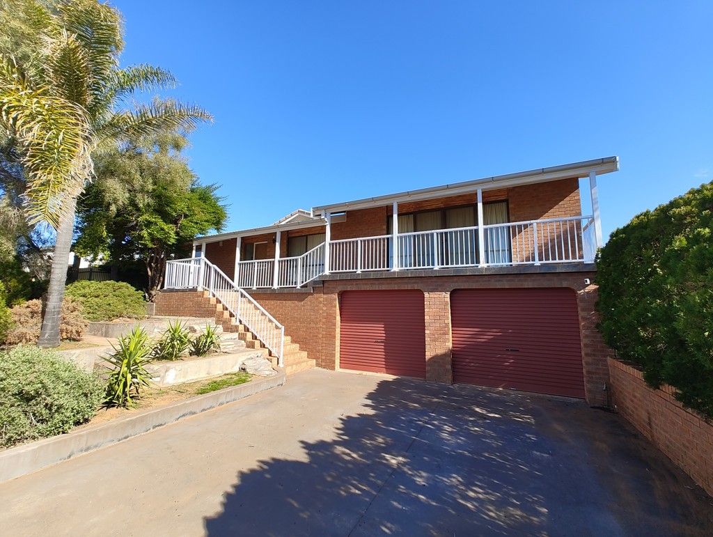82 Mcsporran Crescent, Port Augusta West, SA 5700
