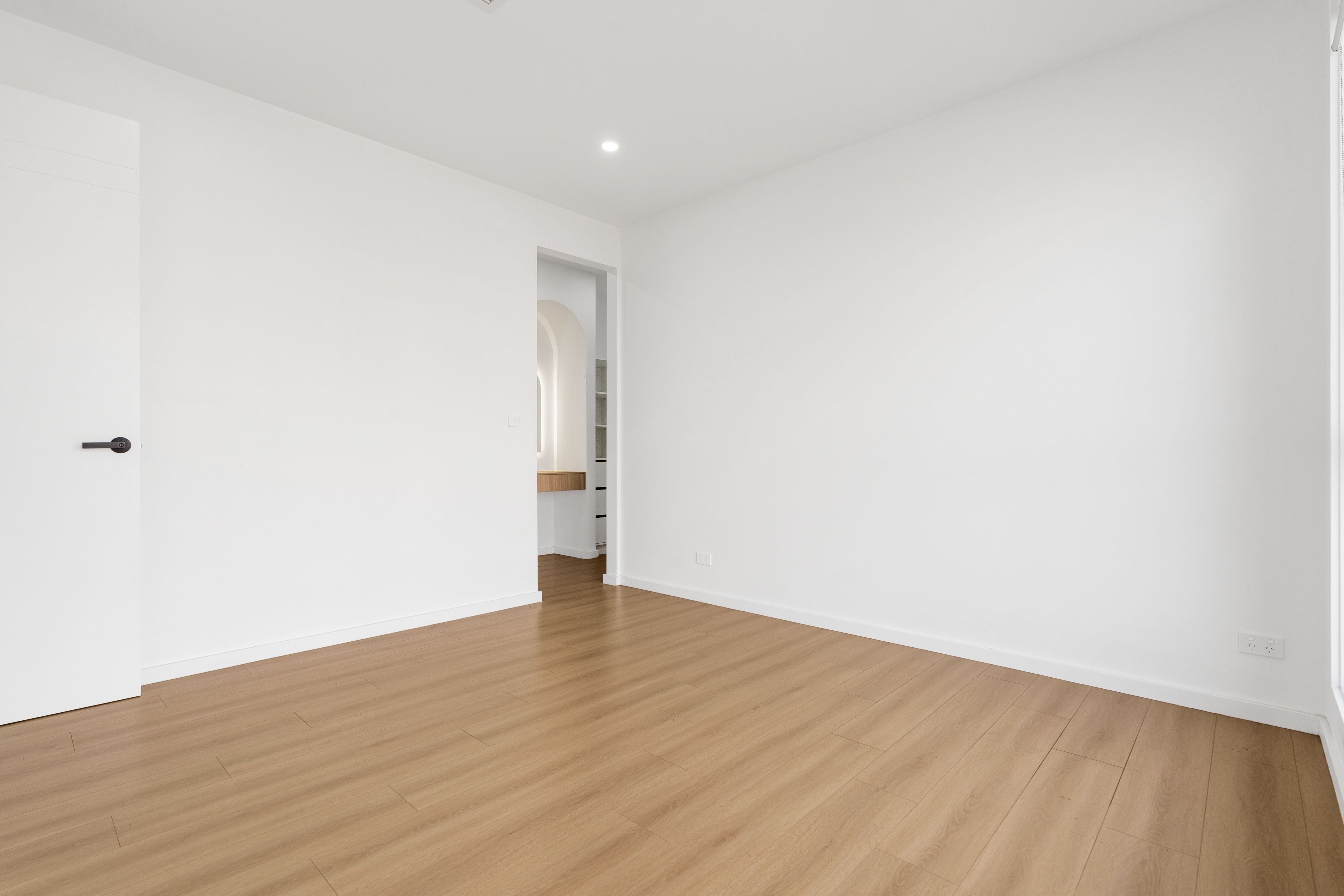 10 Sackville Way — photo 11 of 23