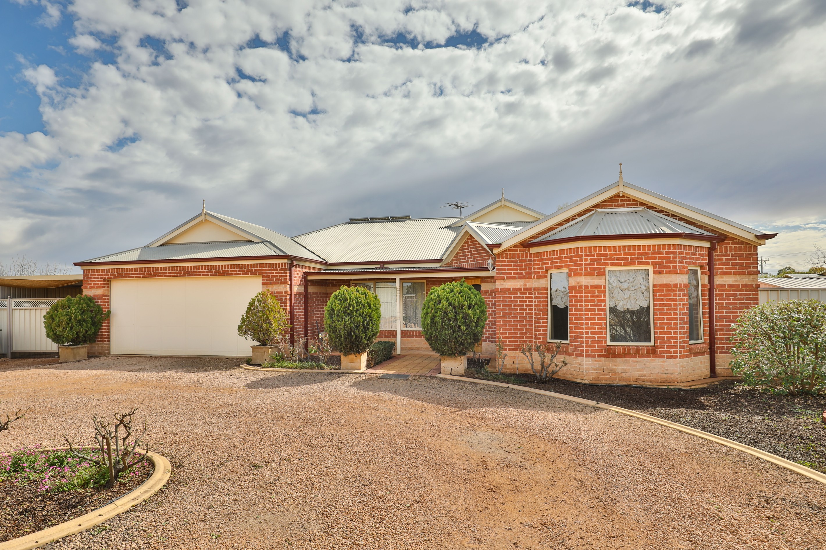 589 Sandilong Avenue, Irymple, VIC 3498