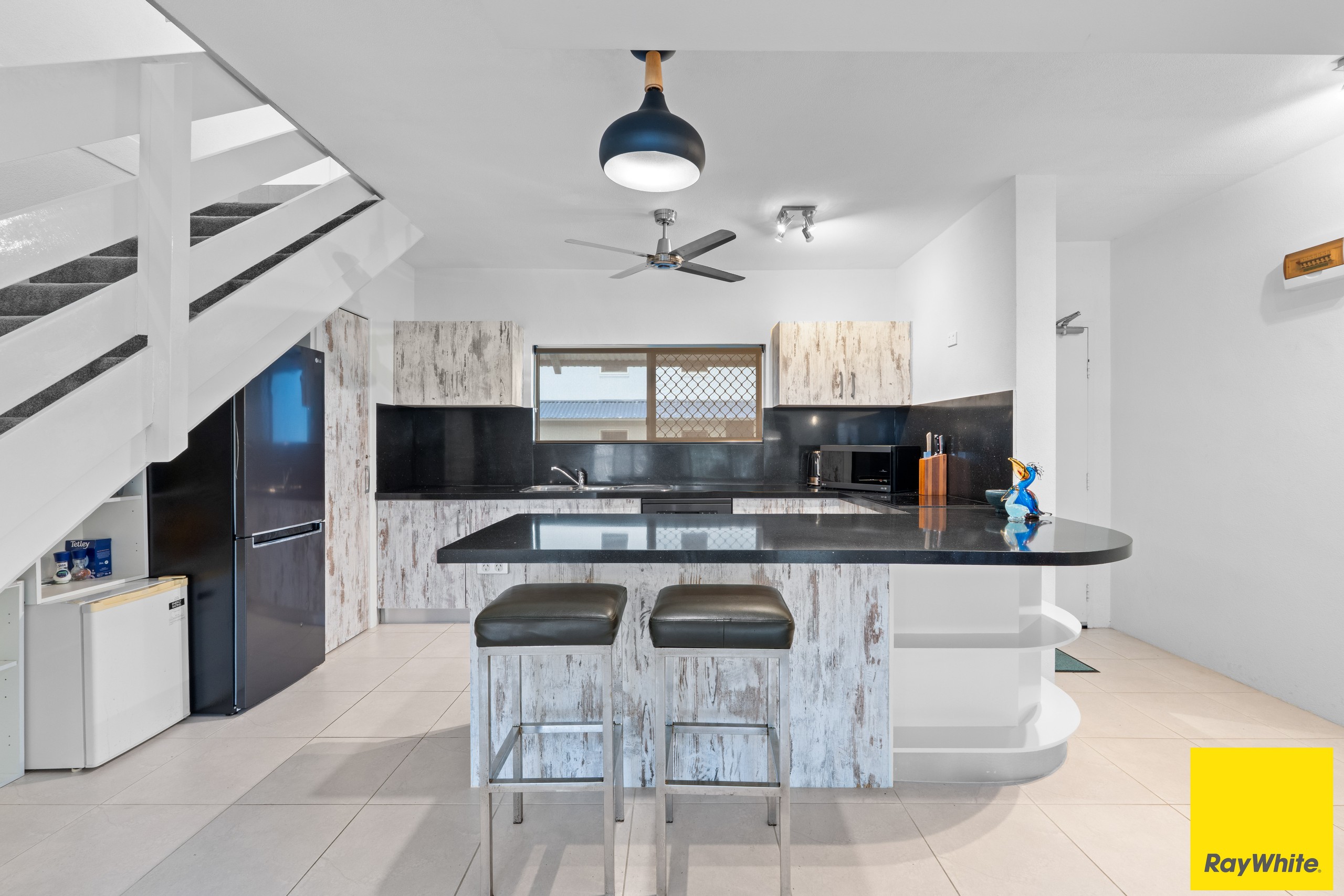 8/79 Arlington Esplanade, Clifton Beach, QLD 4879
