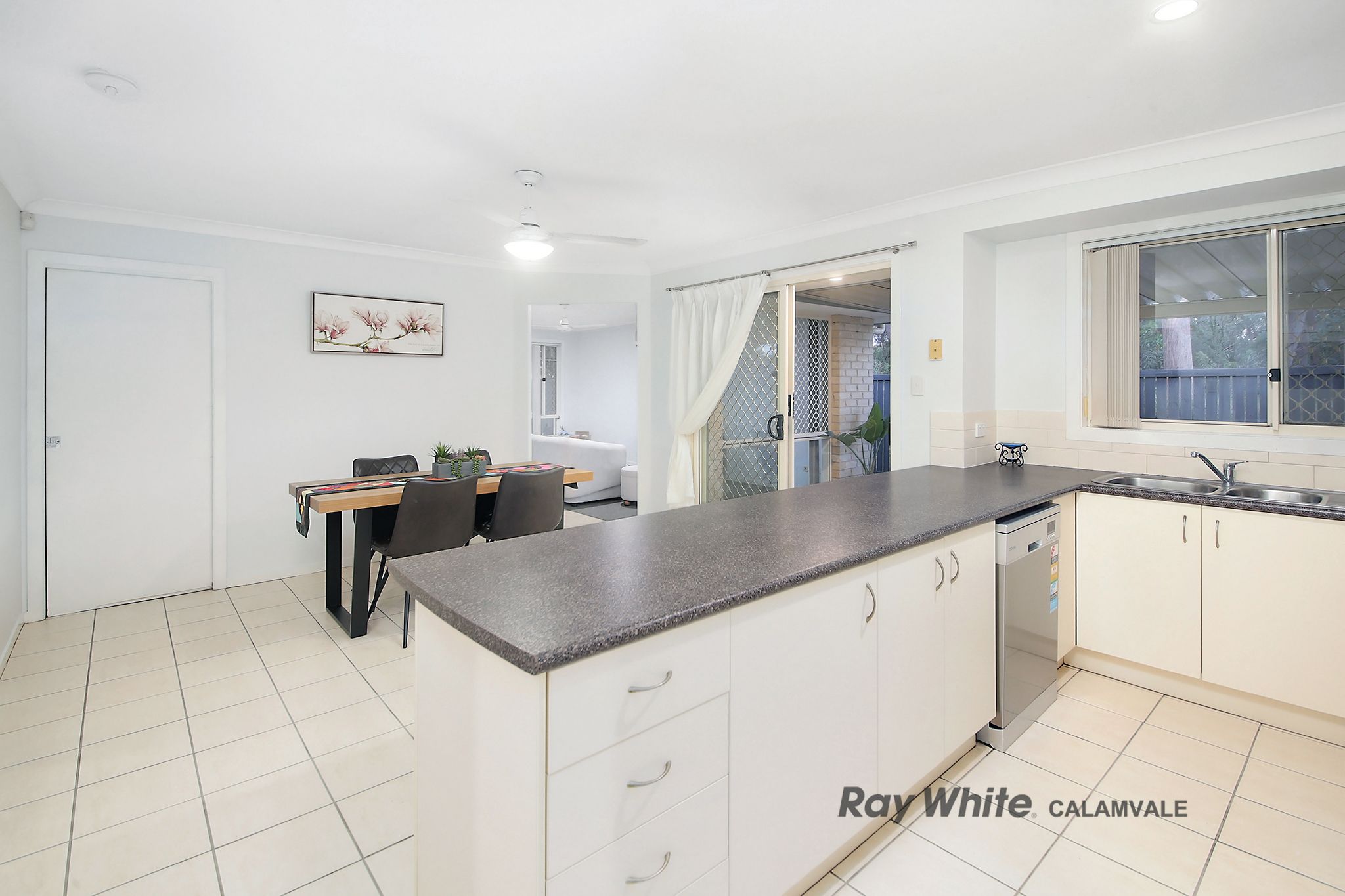 29 Tallowood Way — photo 9 of 26
