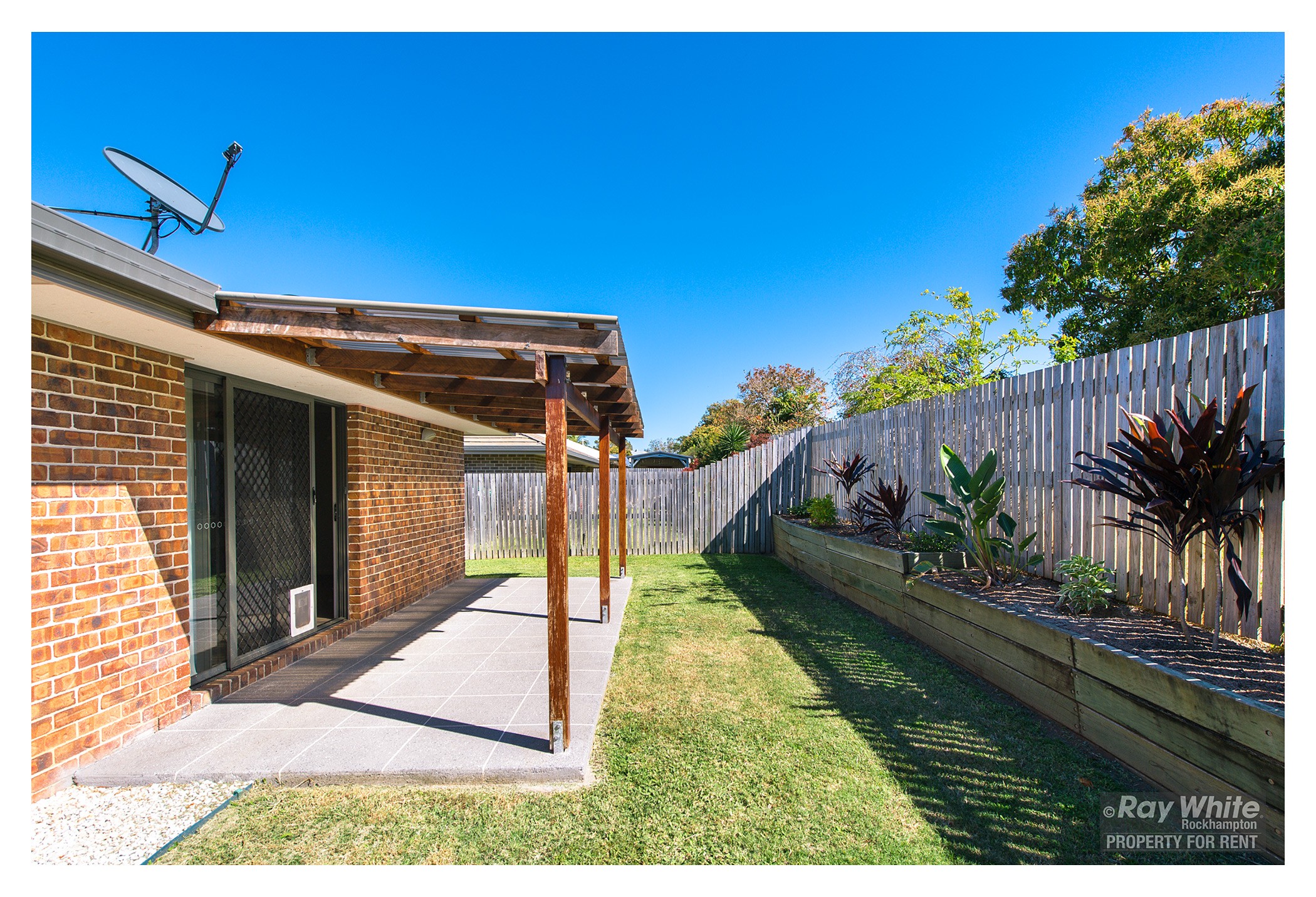 11/249 Mason Street, Koongal, QLD 4701
