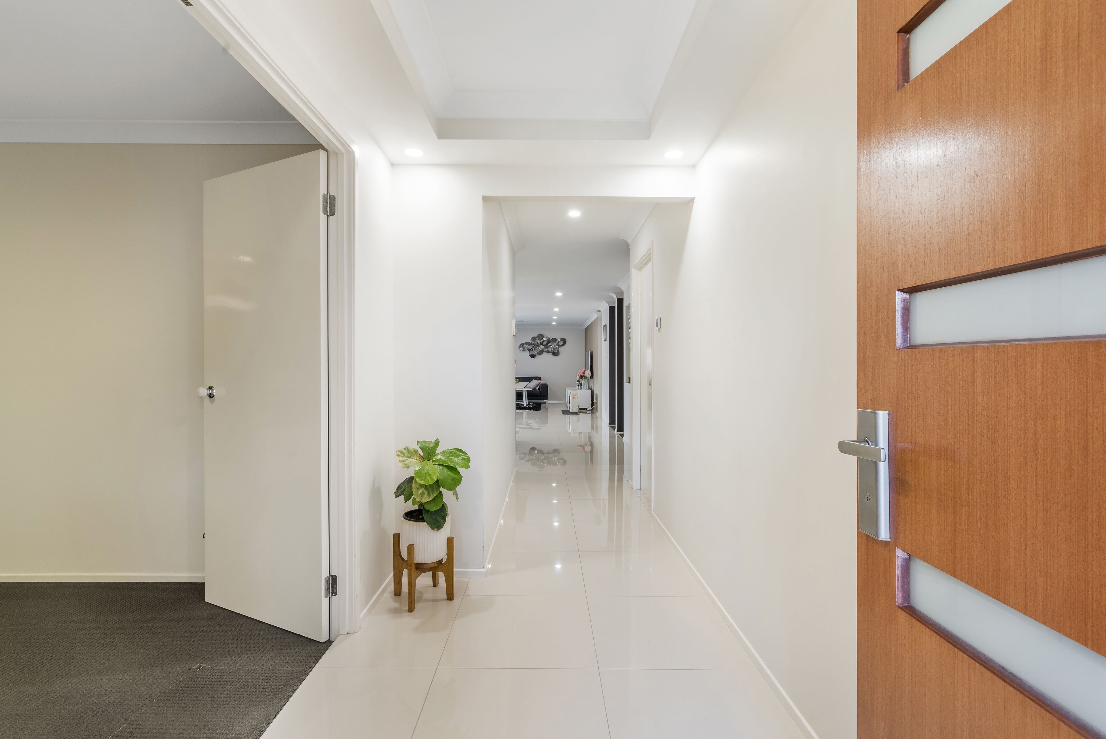 156 Robey Avenue, Middleton Grange, NSW 2171