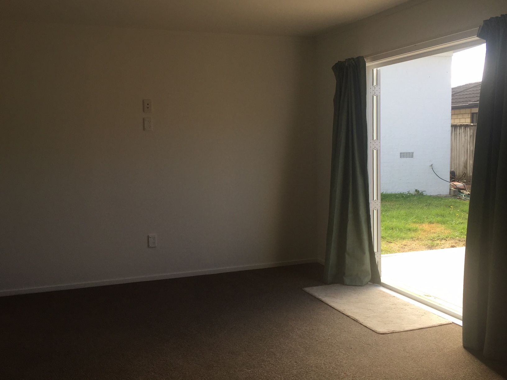 4 Pohutukawa Road, Beachlands, Manukau City