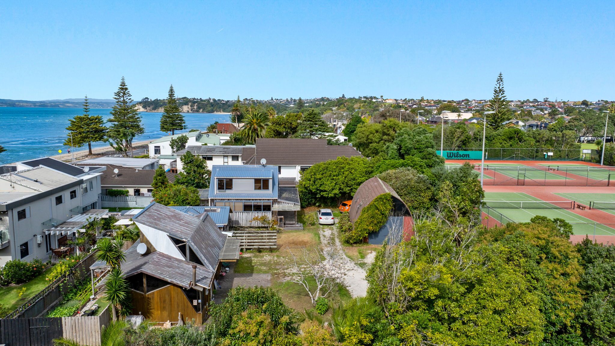 1 The Esplanade, Eastern Beach, Manukau City