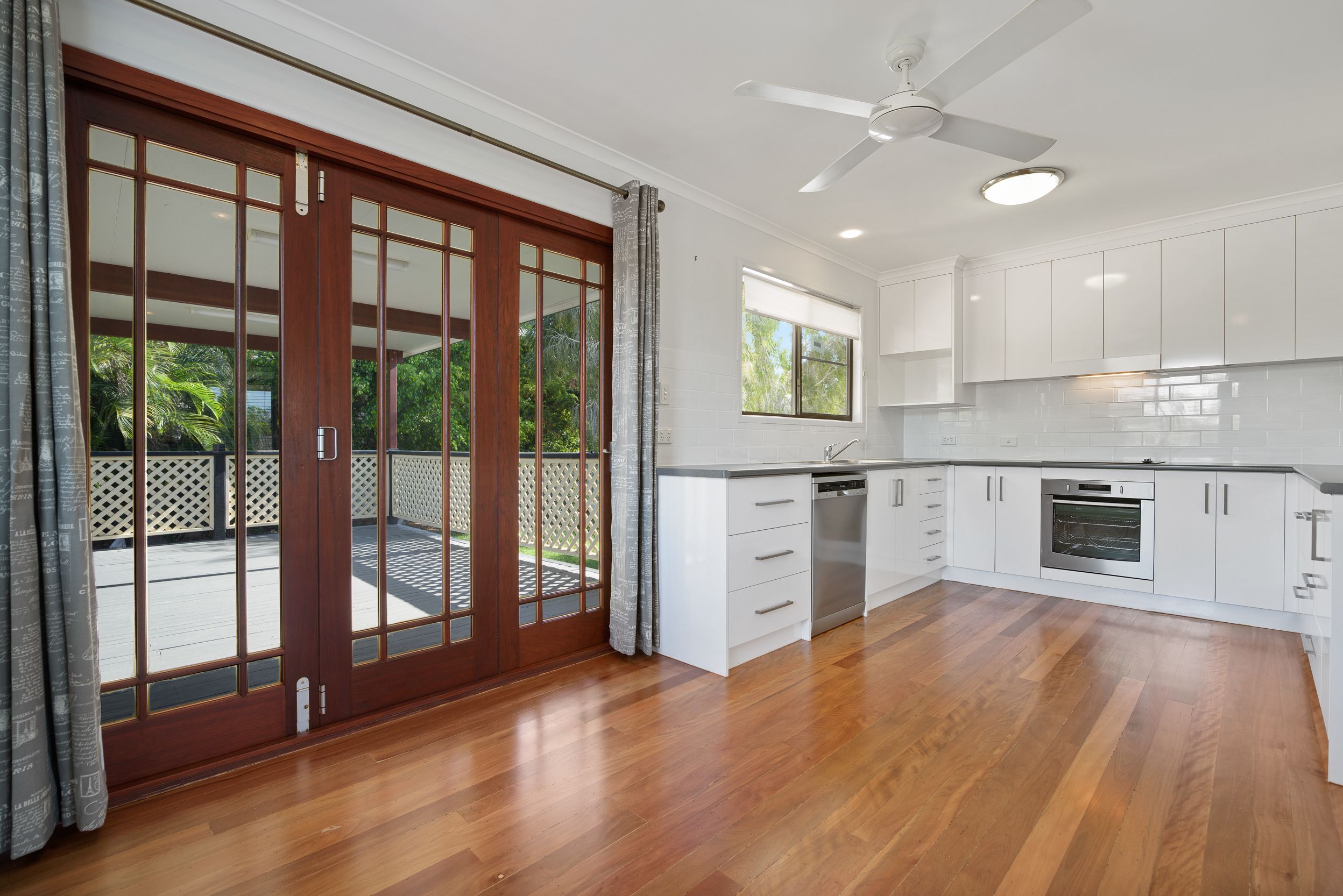 7 Carinya Drive, Clinton, QLD 4680