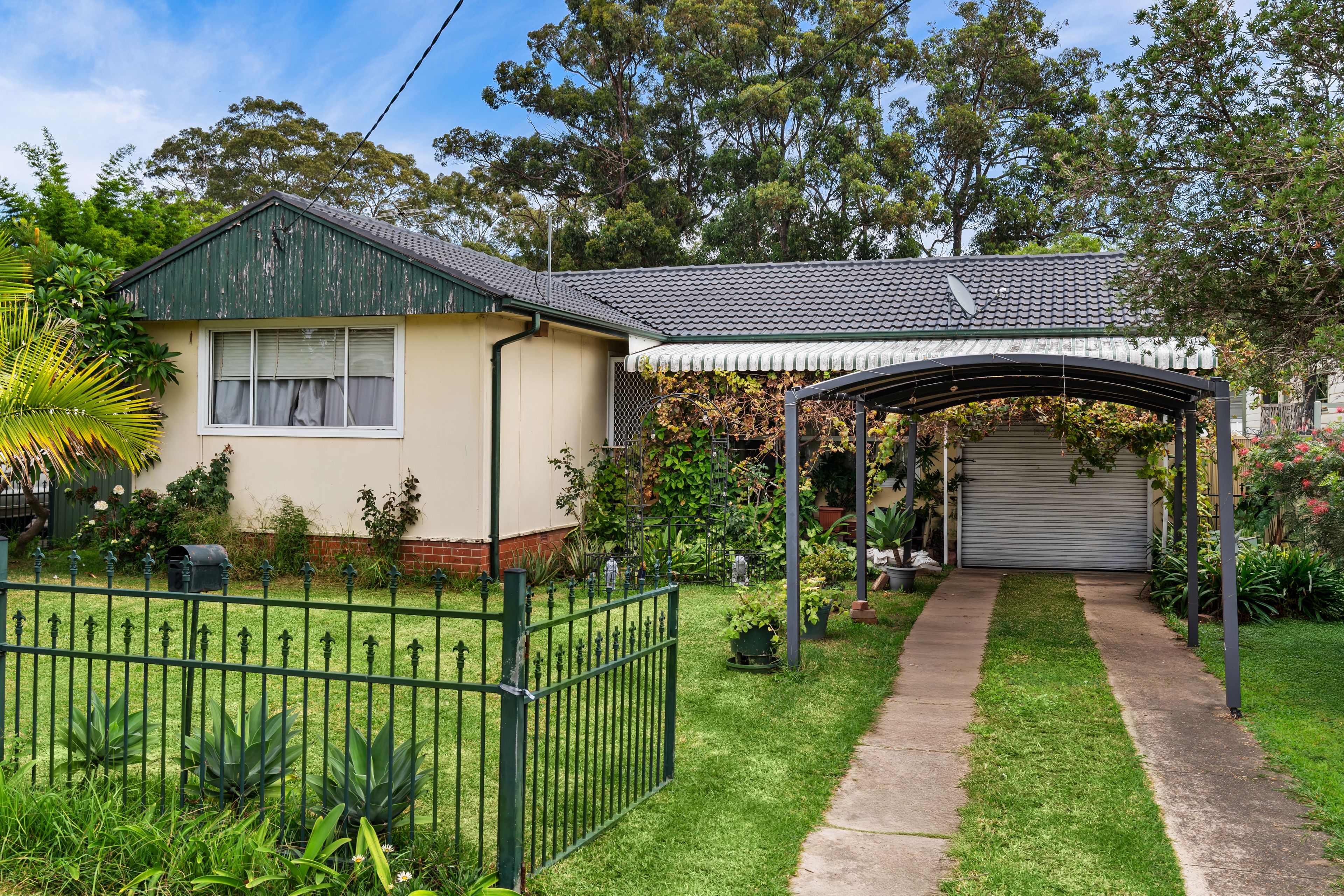 8 Ruth Street, Canley Heights, NSW 2166