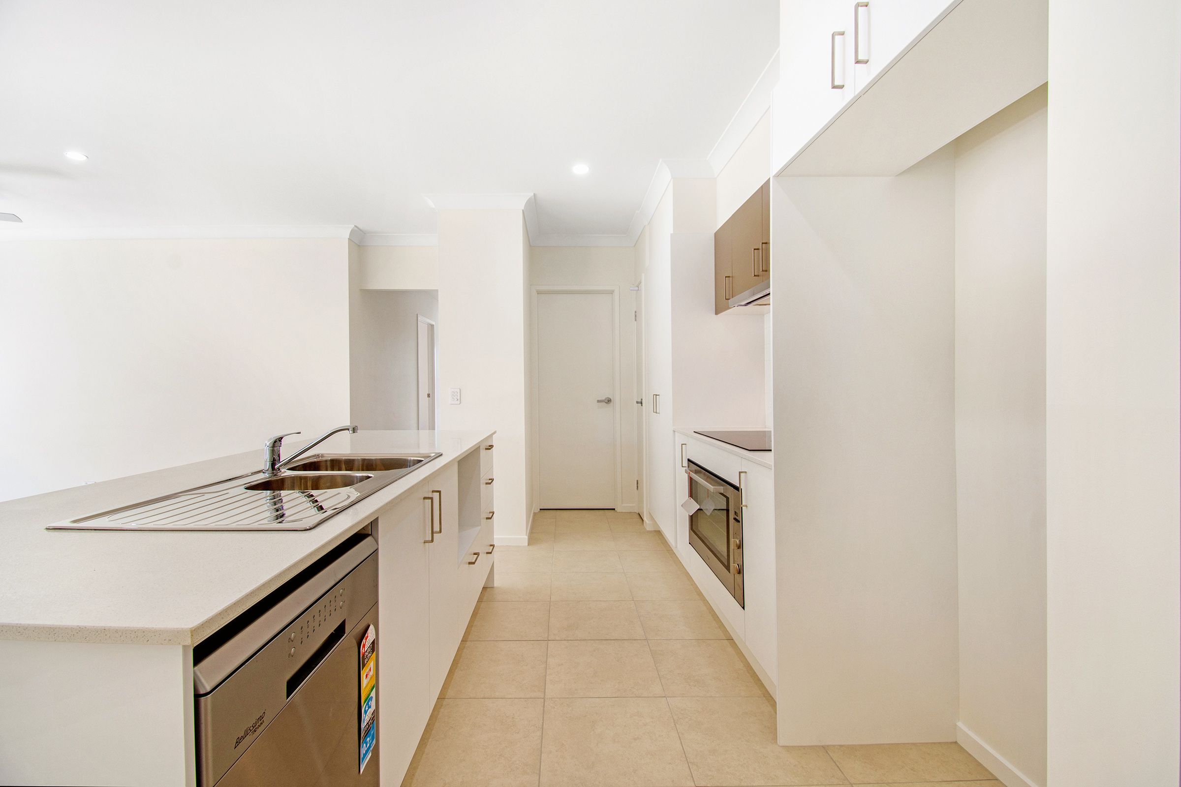 14 Catherine Street, Pelican Waters, QLD 4551