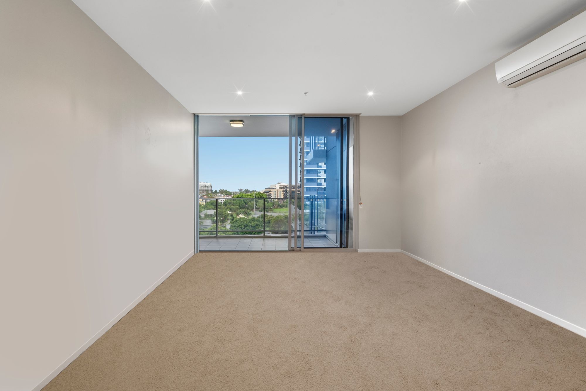 4091/37C Harbour Road, Hamilton, QLD 4007