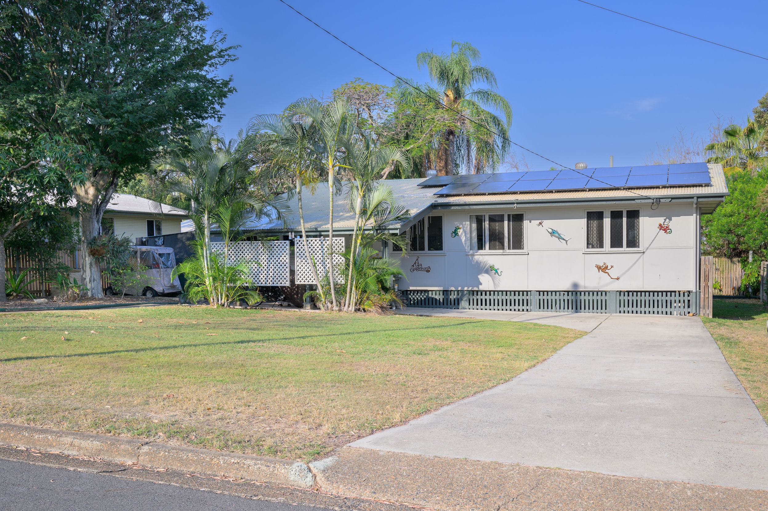 98 Barney Street, Barney Point, QLD 4680