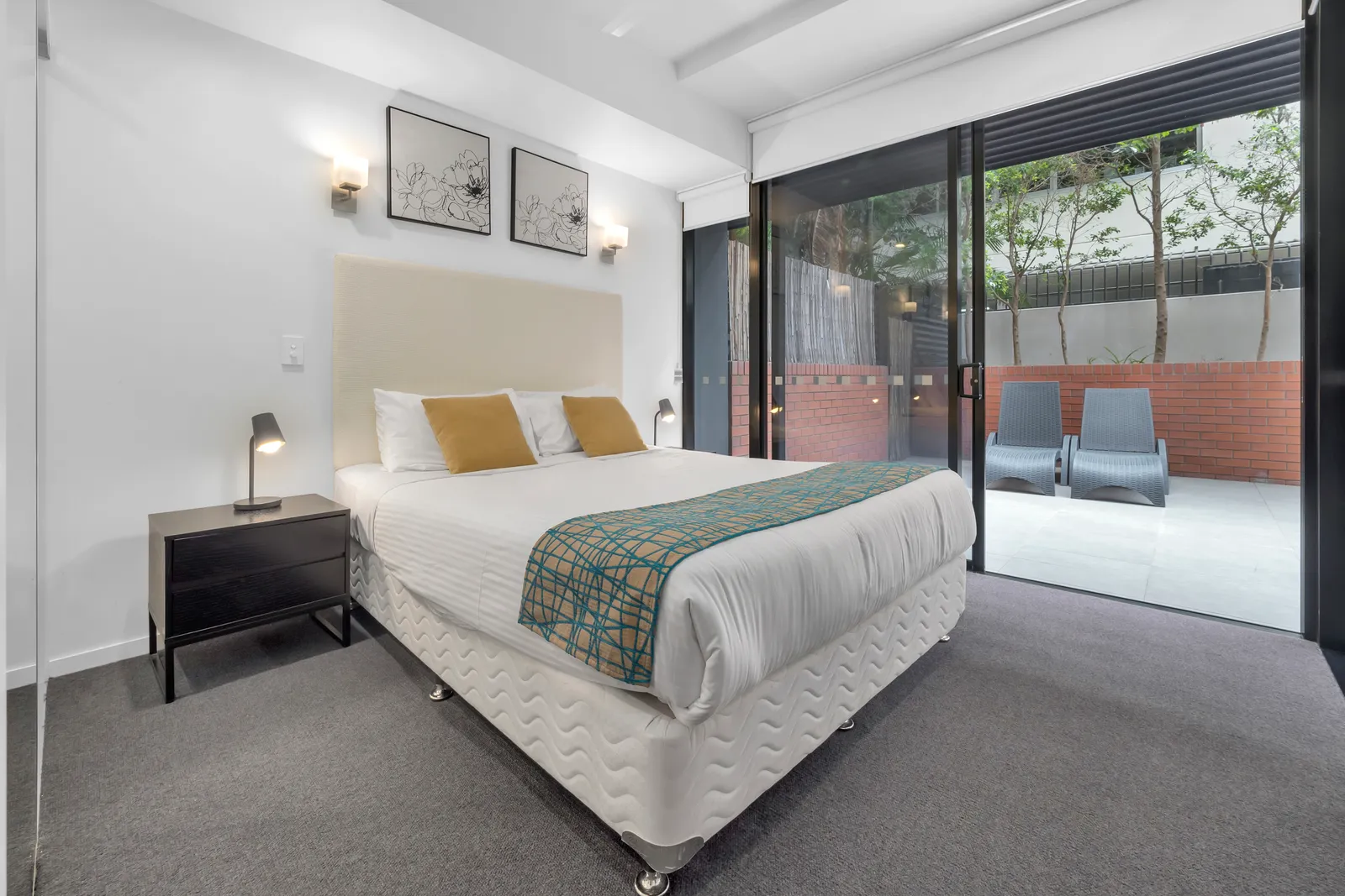 1006/9 Edmondstone Street, South Brisbane