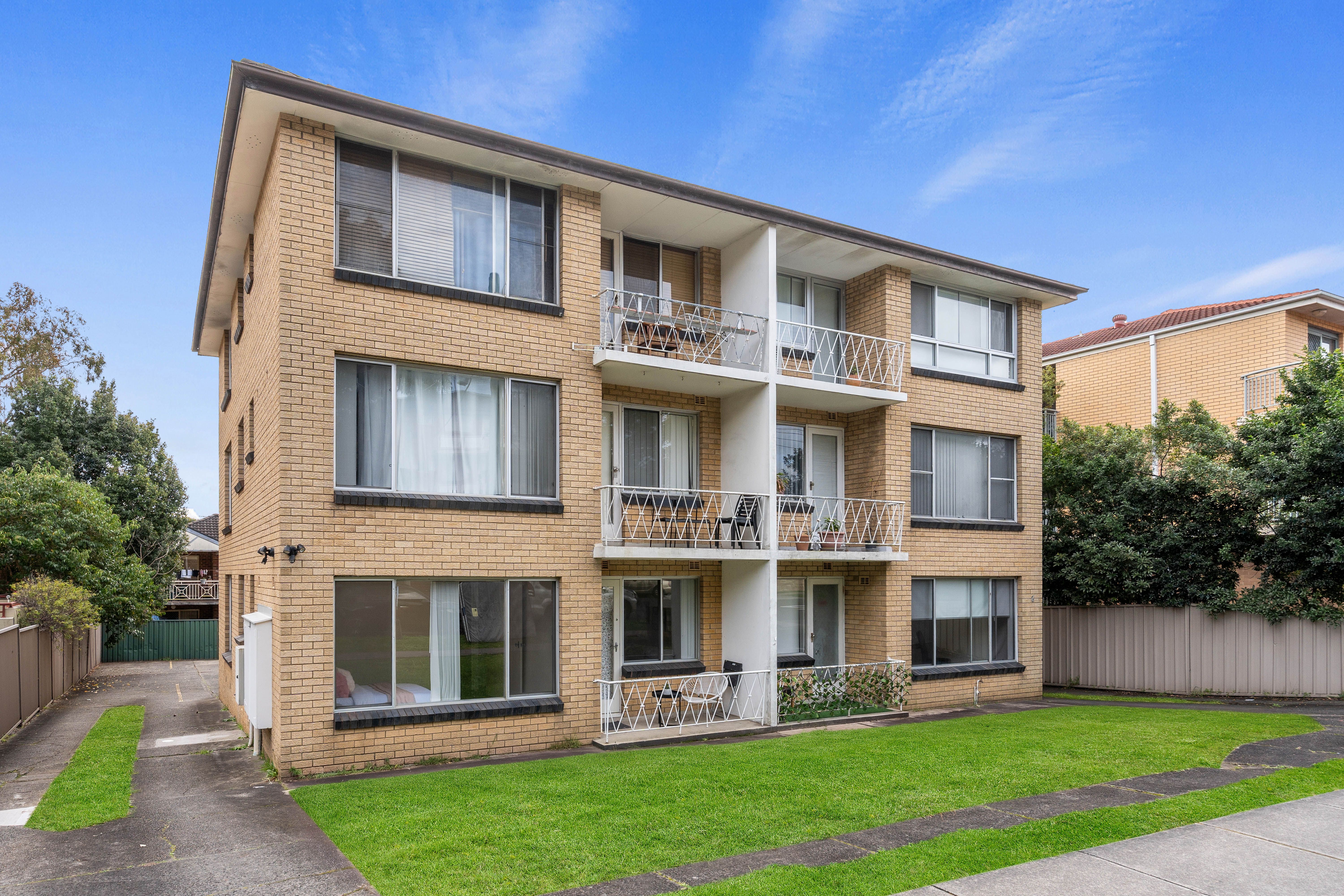 2/8 Martin Place — photo from Ray White Georges River | St George | Oatley