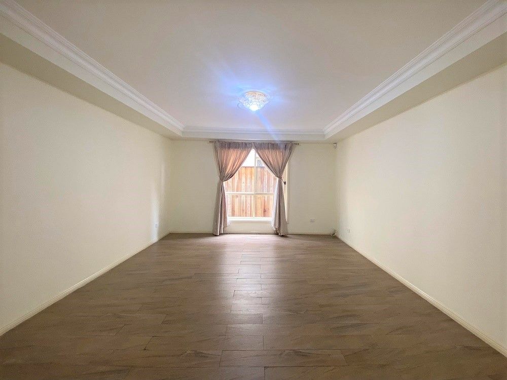 10 Arras Place, Prestons, NSW 2170