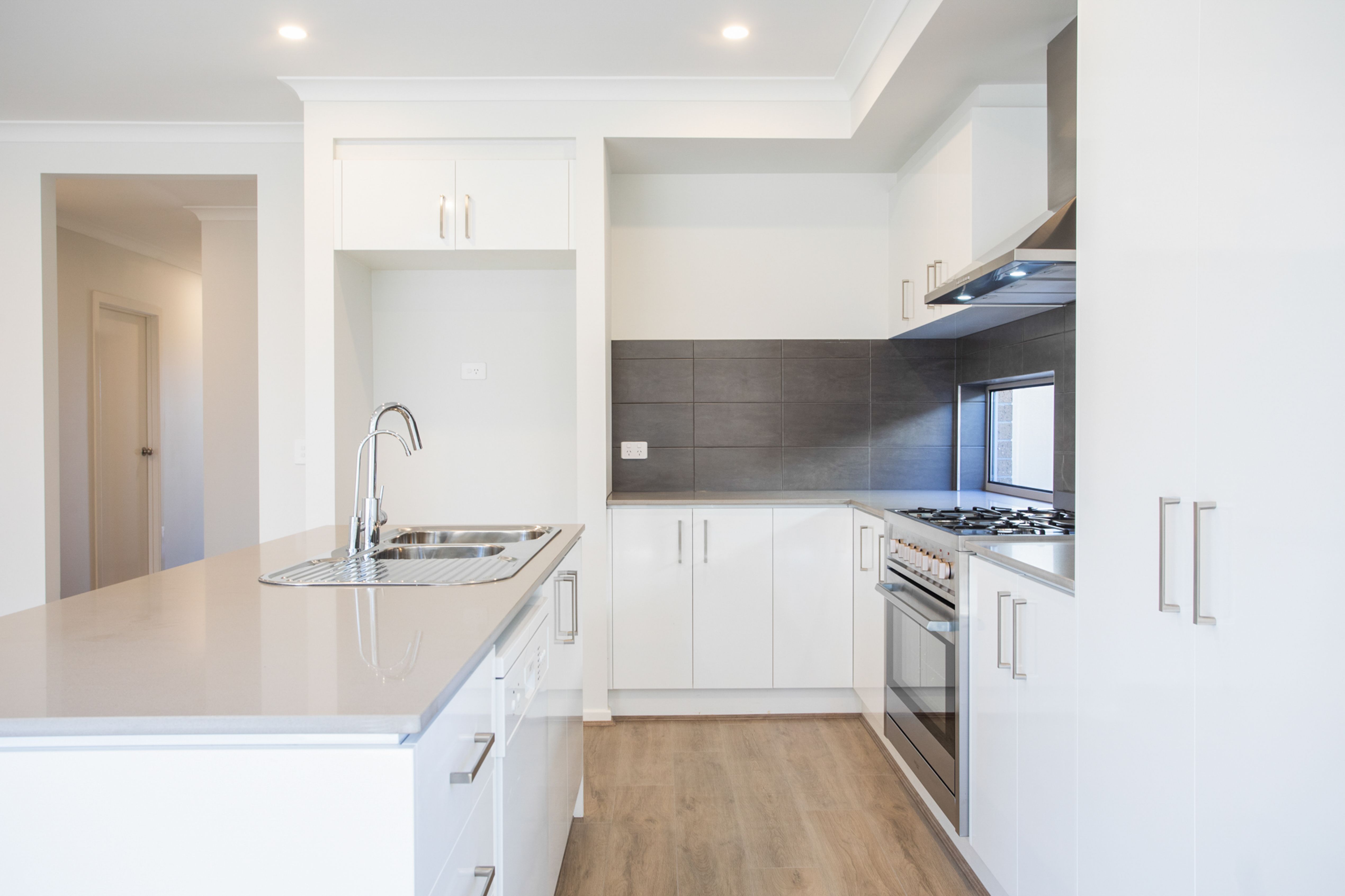 28 Sirianni Boulevard — photo 3 of 6