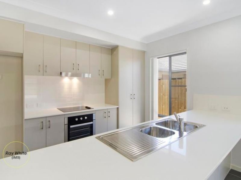 98 Picnic Creek Drive, Coomera, QLD 4209