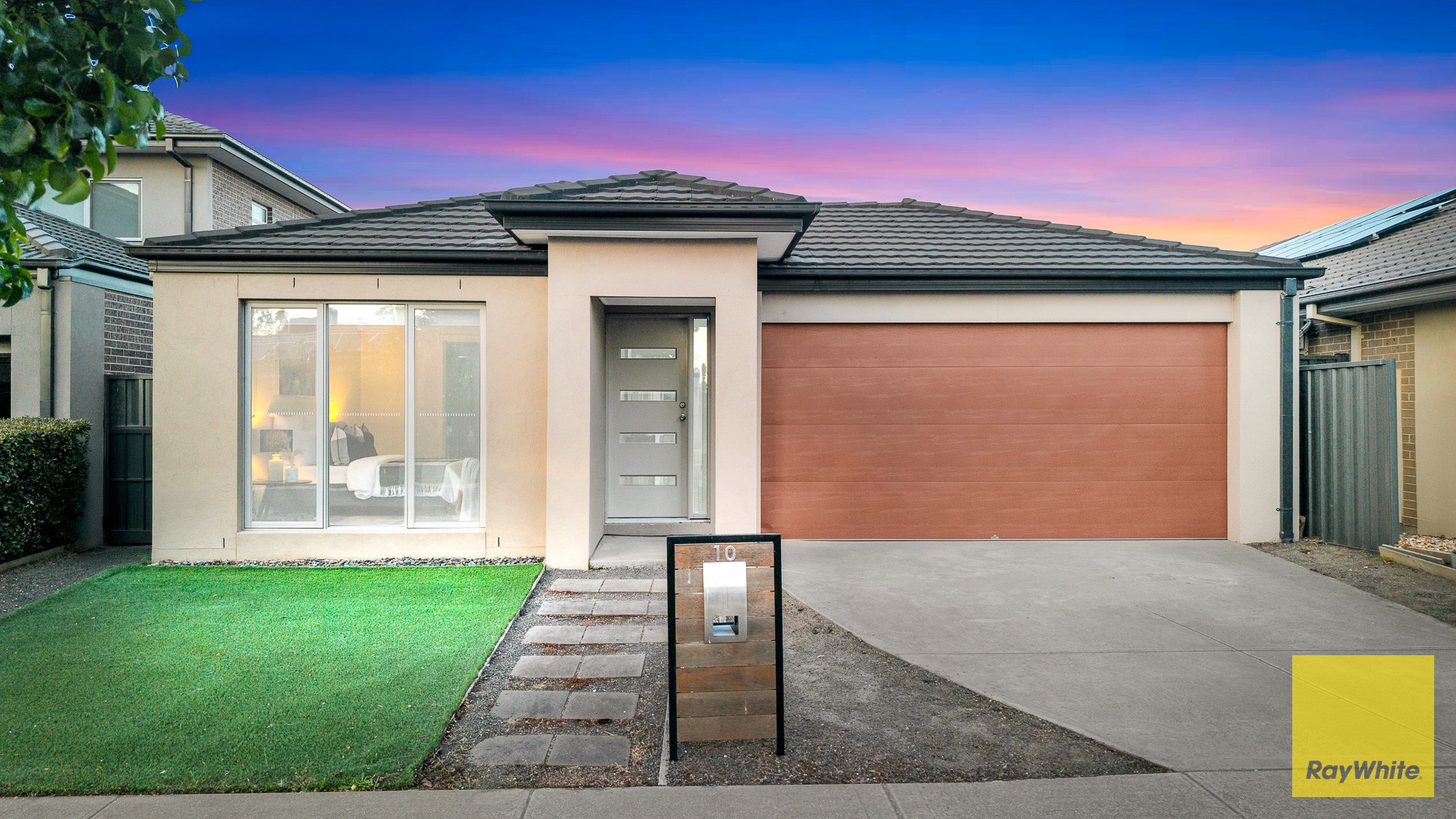 10 Ningaloo Street, Tarneit, VIC 3029
