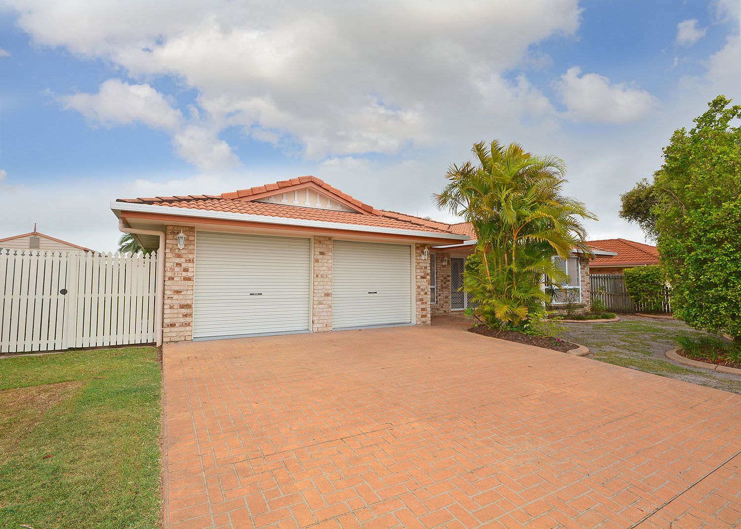 8 Durham Court, Kawungan, QLD 4655