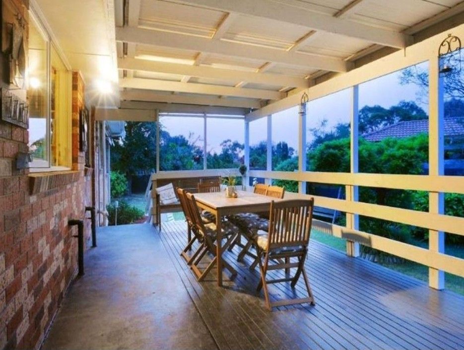 14 Berrabri Drive — photo 3 of 8