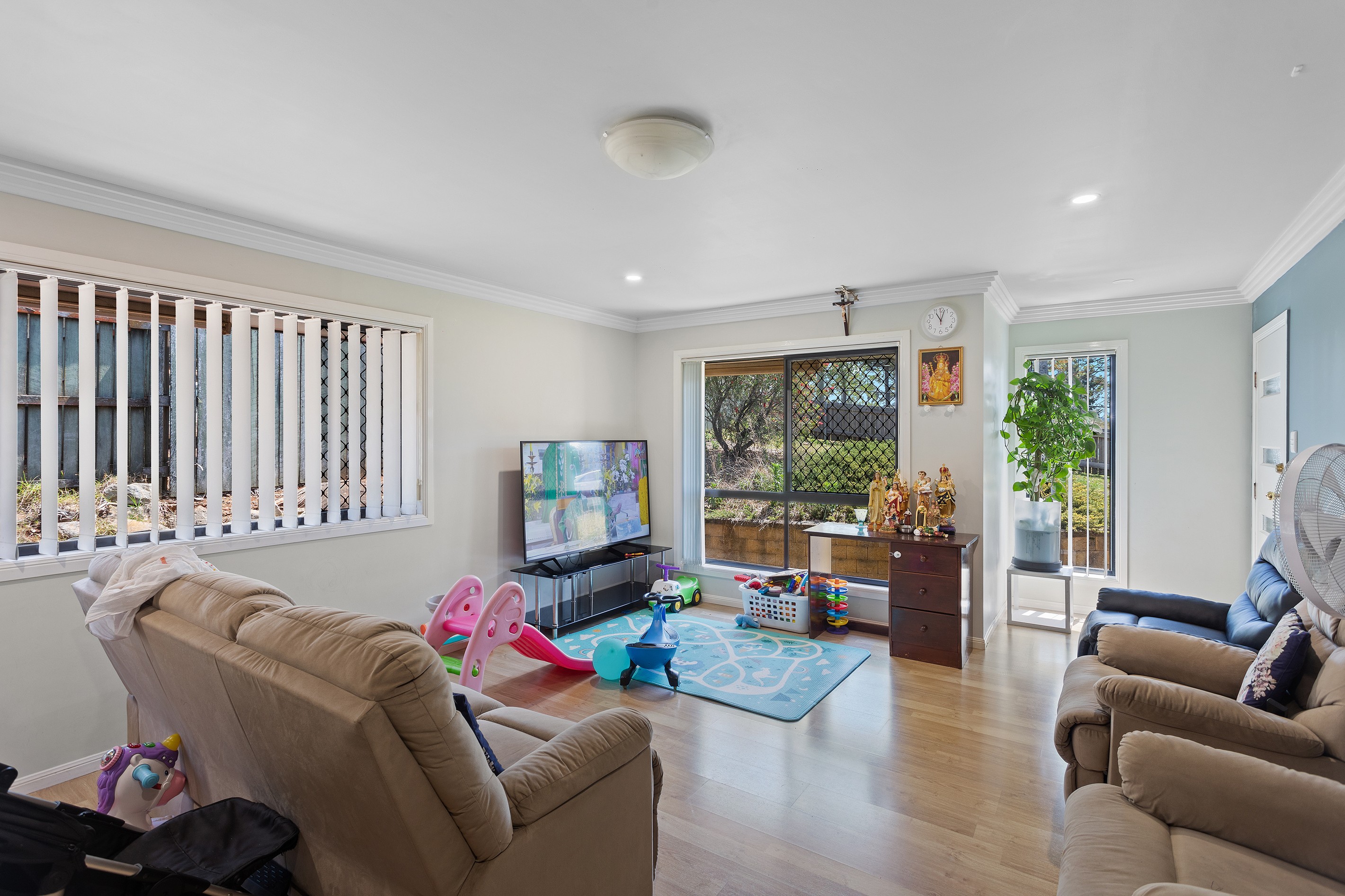 1/42 Hogg Street, Rockville, QLD 4350