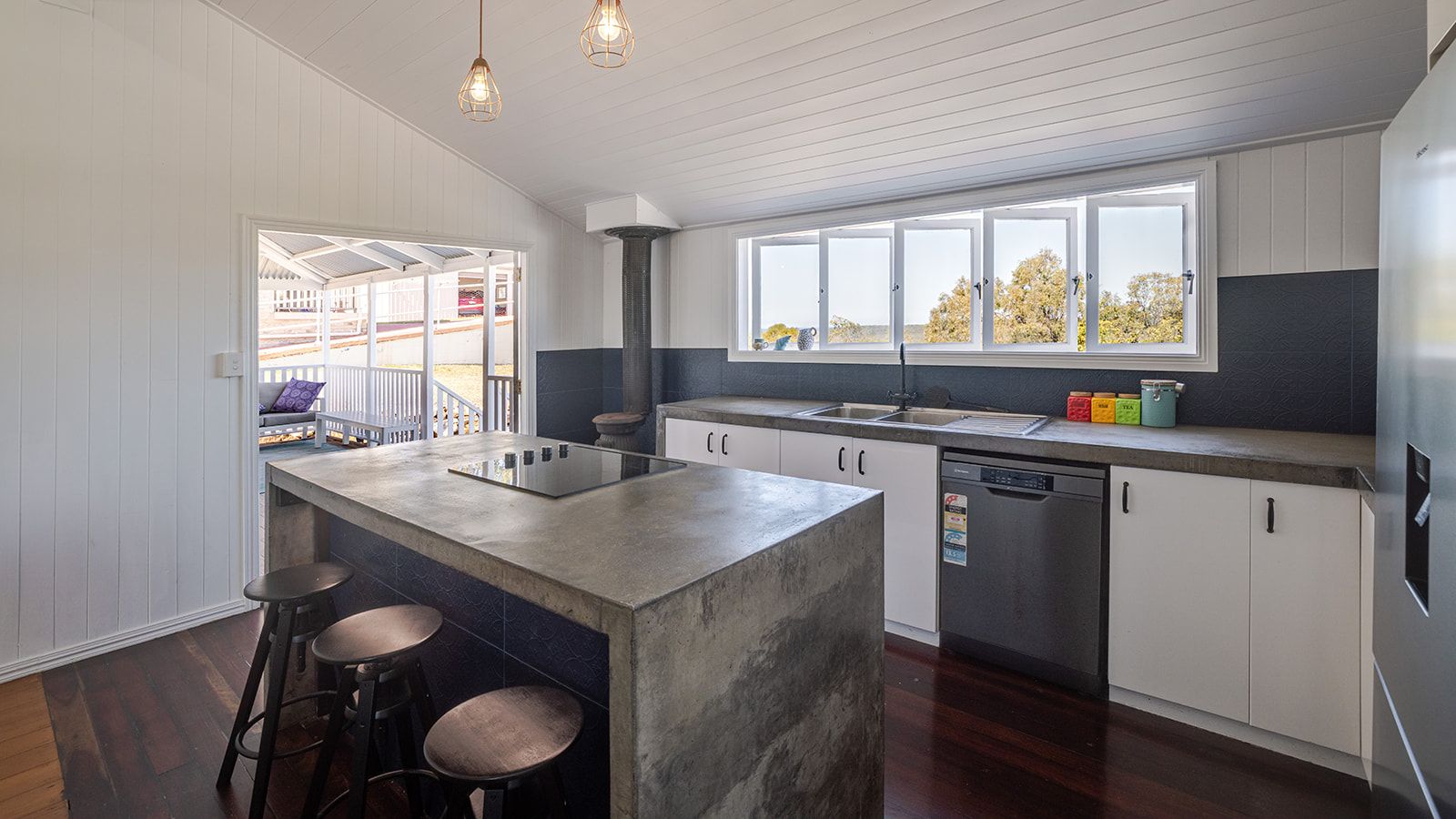 65 Seaspray Drive — photo 10 of 30