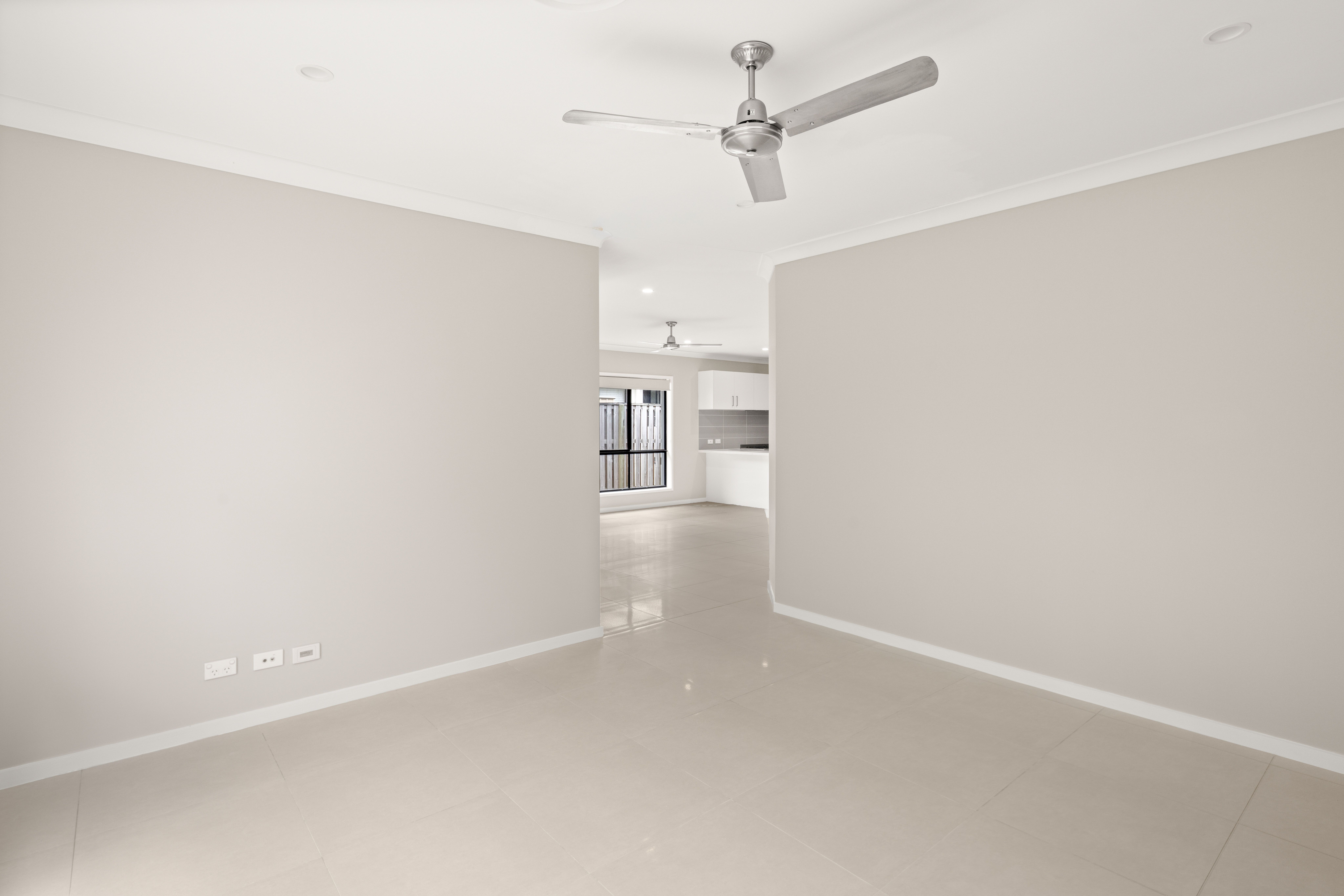 42 Ningaloo Drive — photo 7 of 25