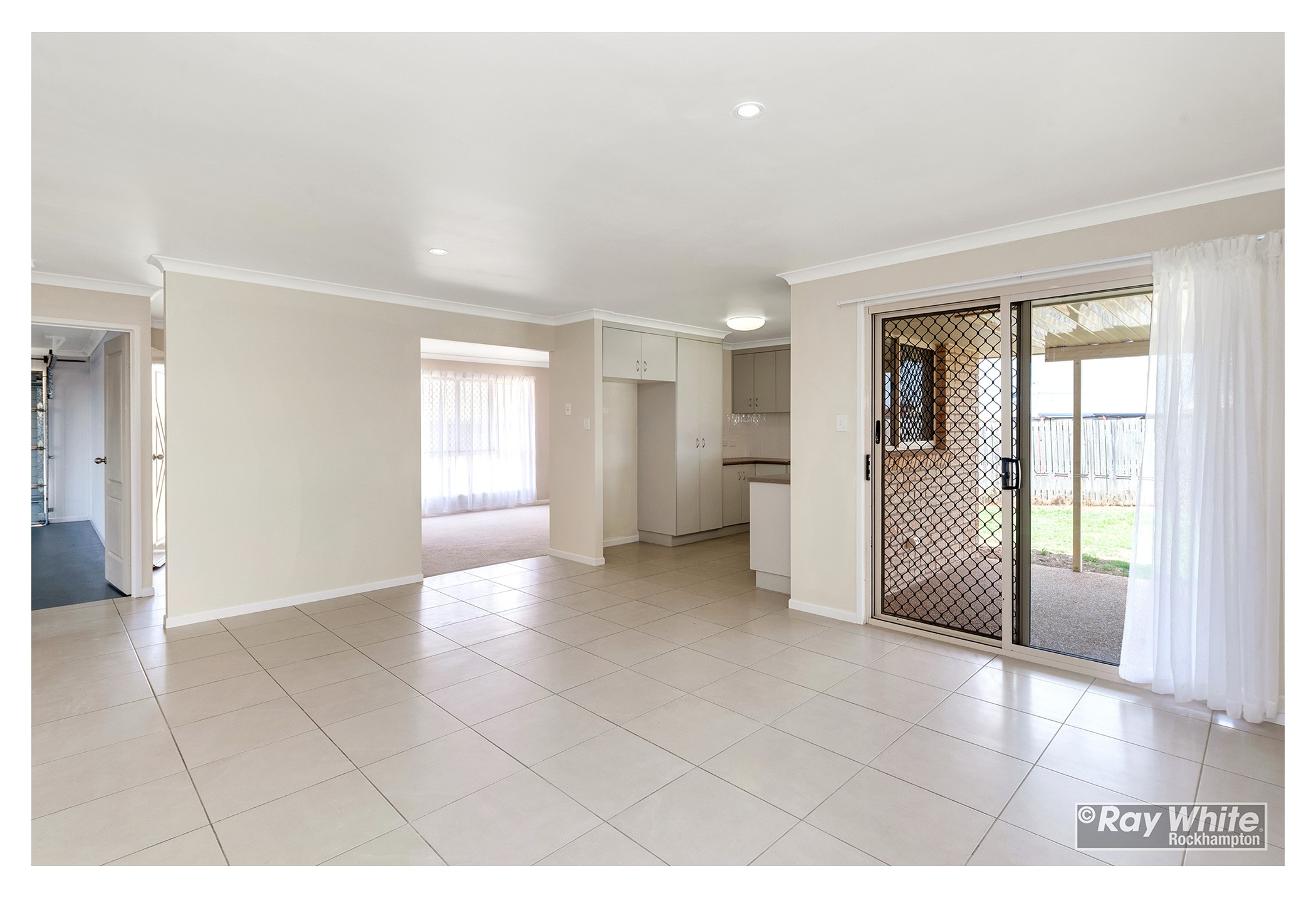 27 Doongarra Crescent, Gracemere, QLD 4702
