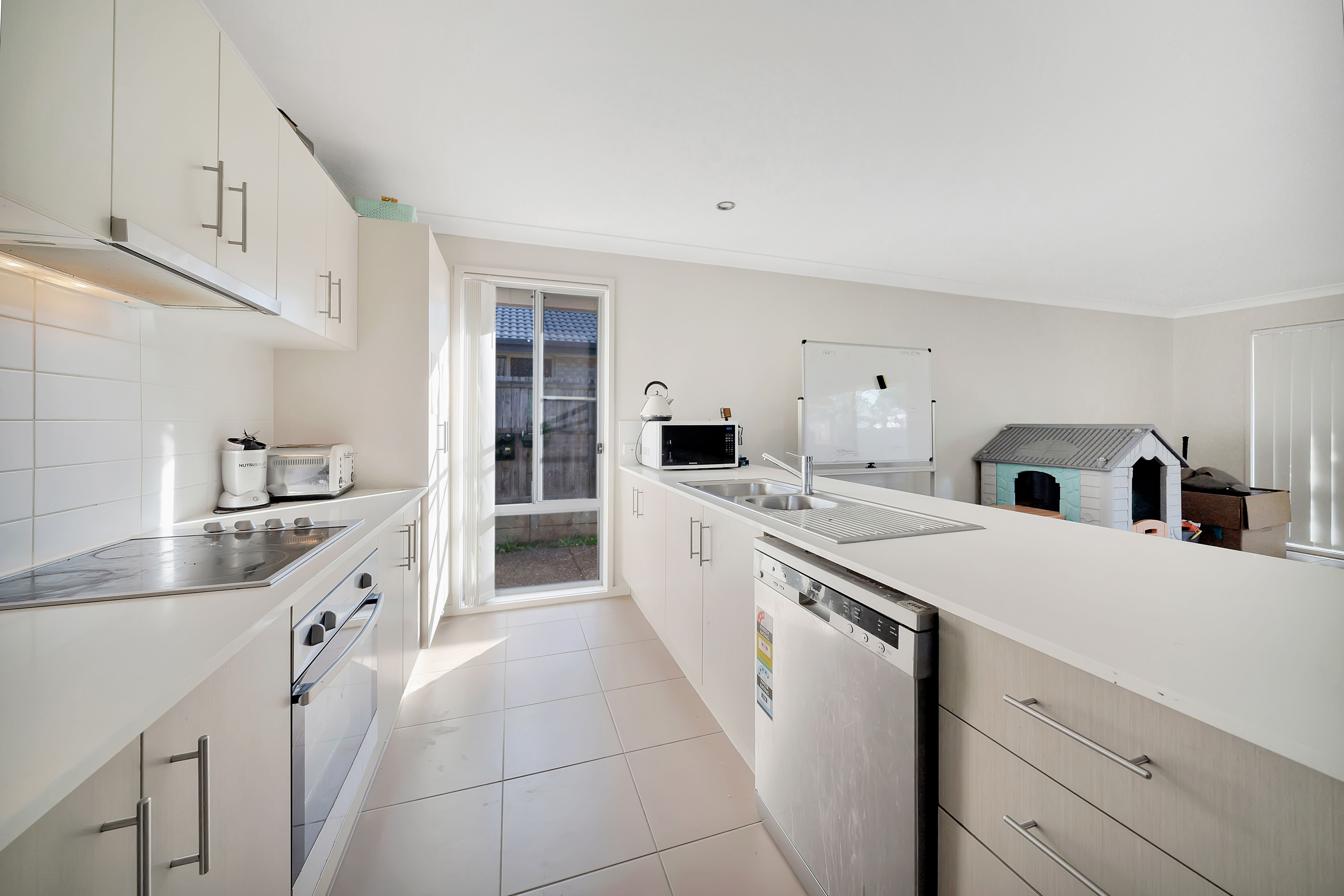 1 Surwold Way, Loganlea, QLD 4131