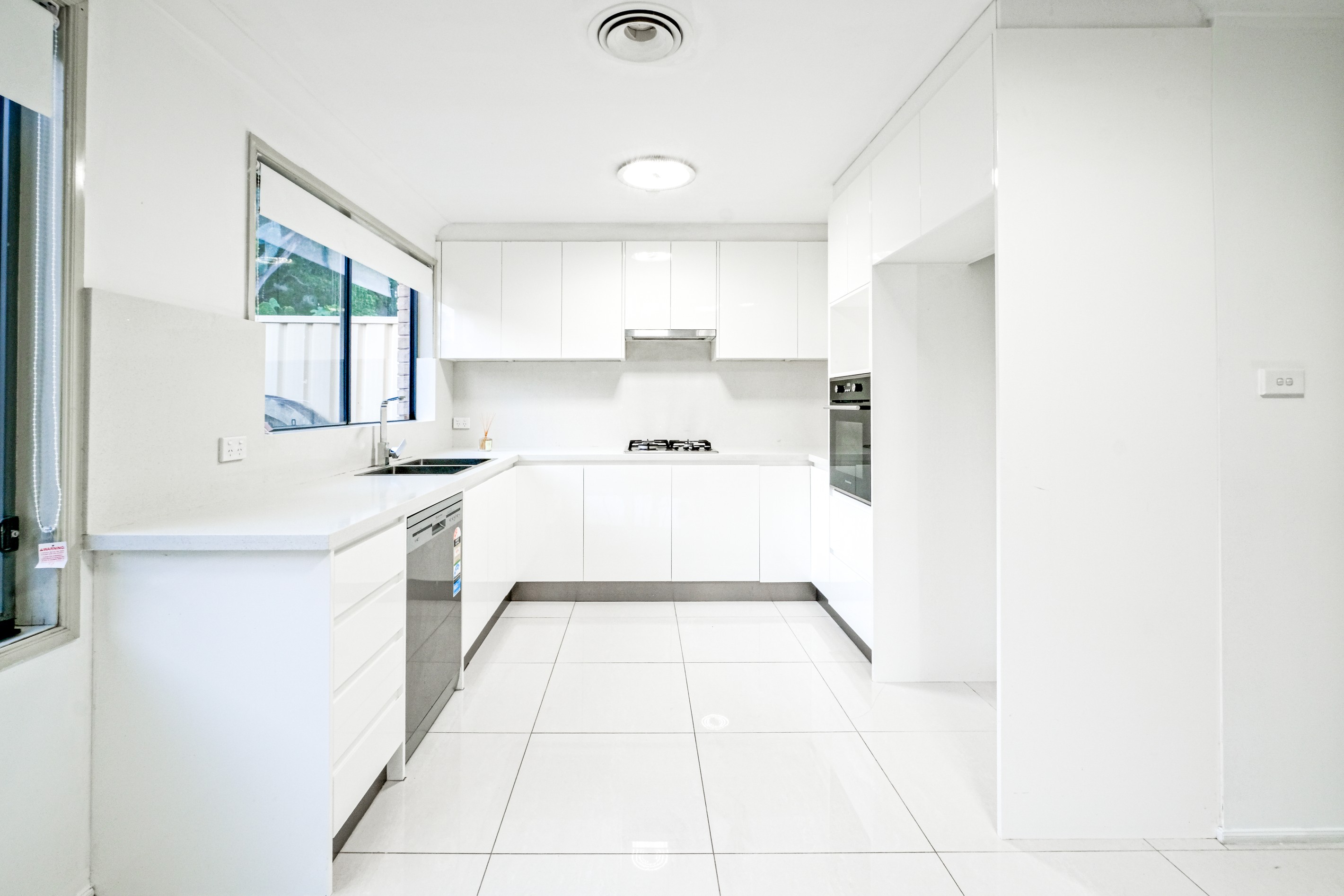 42 Horningsea Park Drive, Horningsea Park, NSW 2171