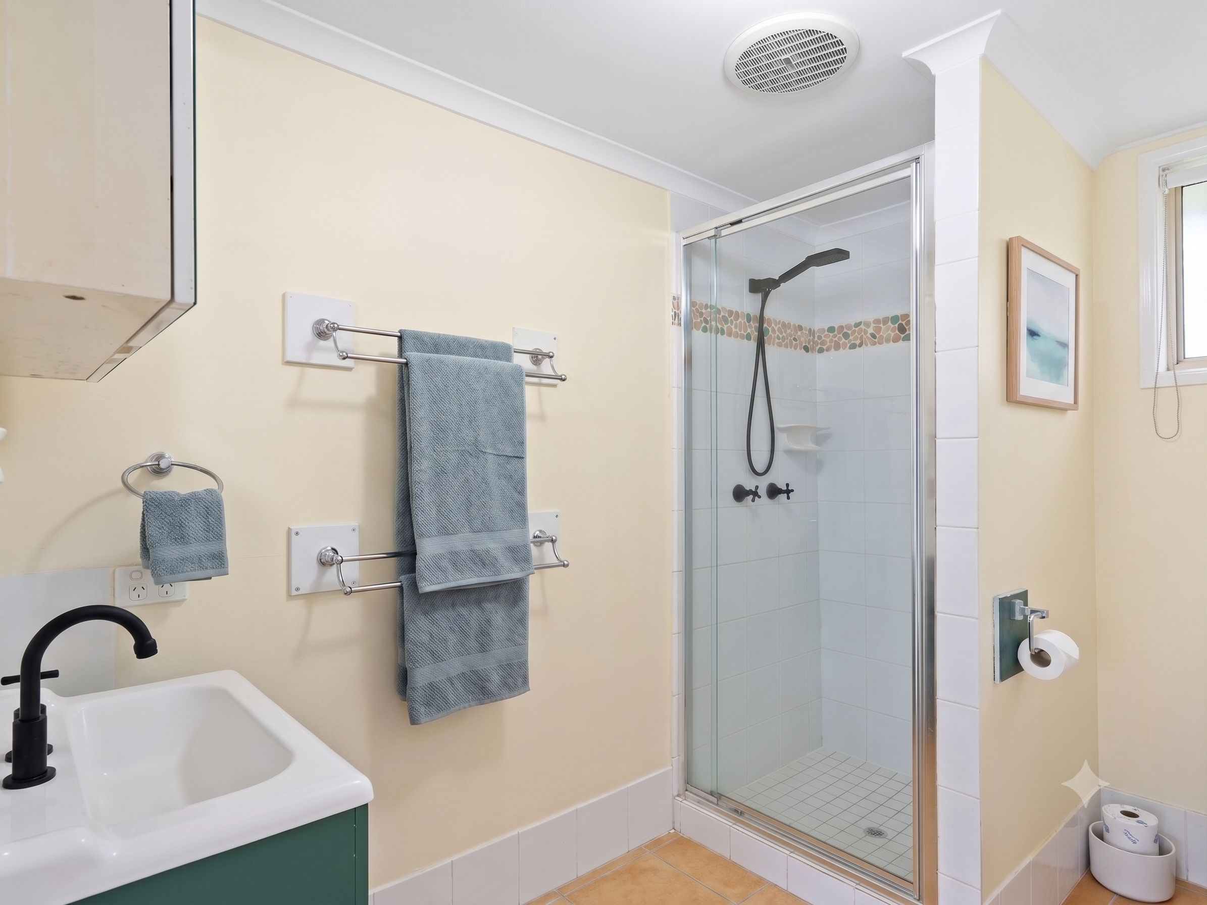 101 Boden Road — photo 6 of 17