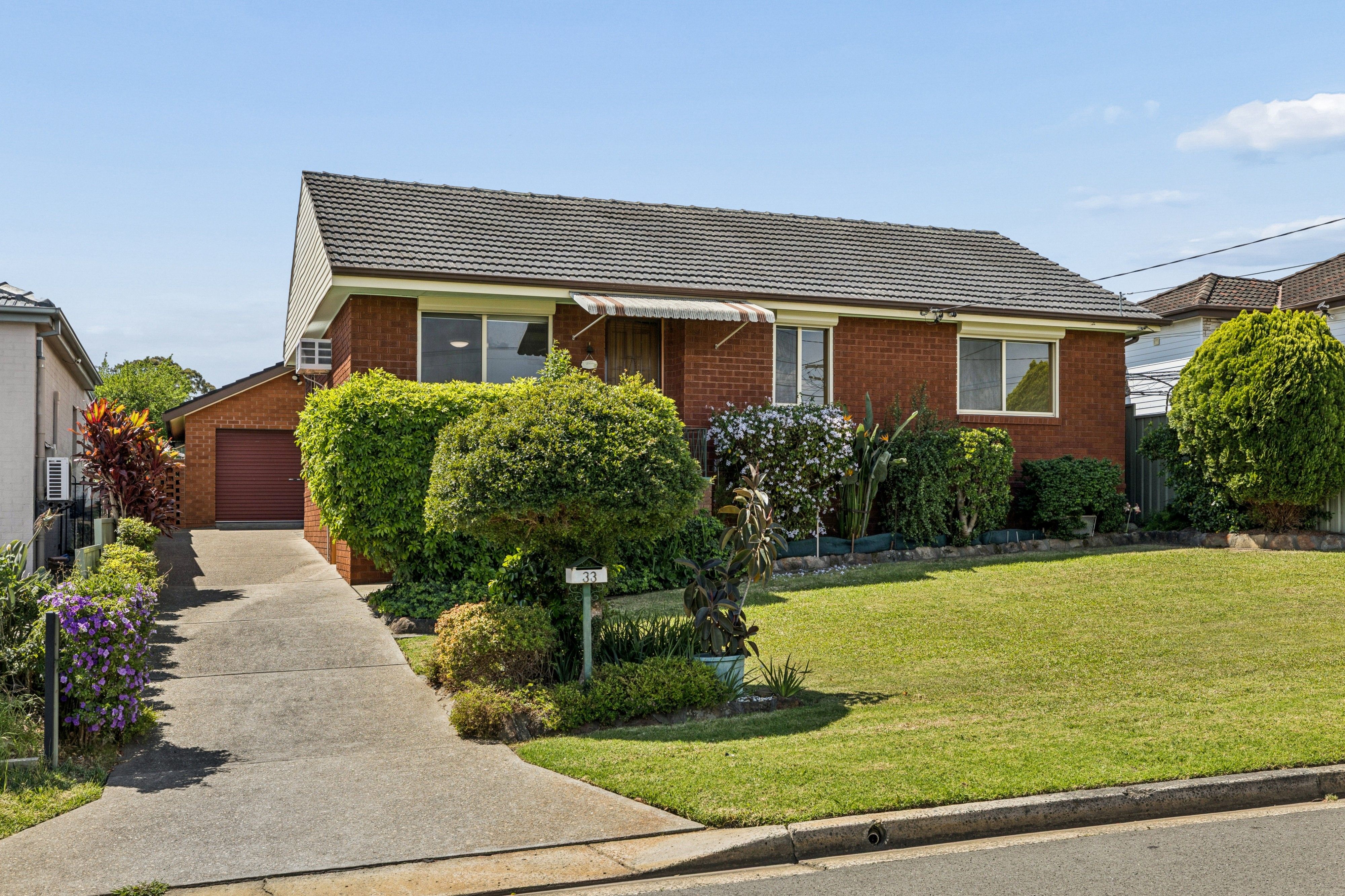33 Gardiner Crescent, Fairfield West, NSW 2165