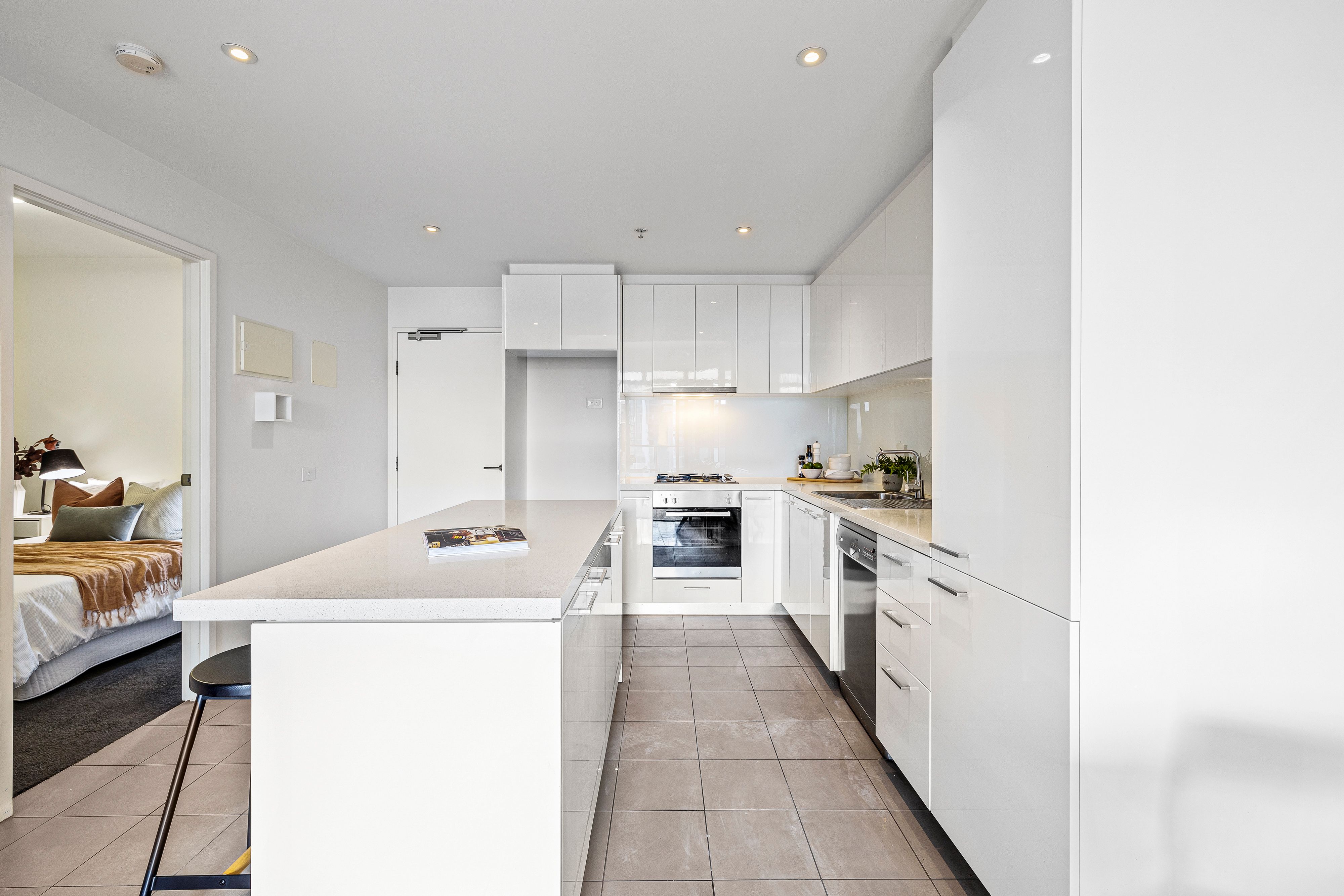 2807/283 City Road — photo 9 of 19