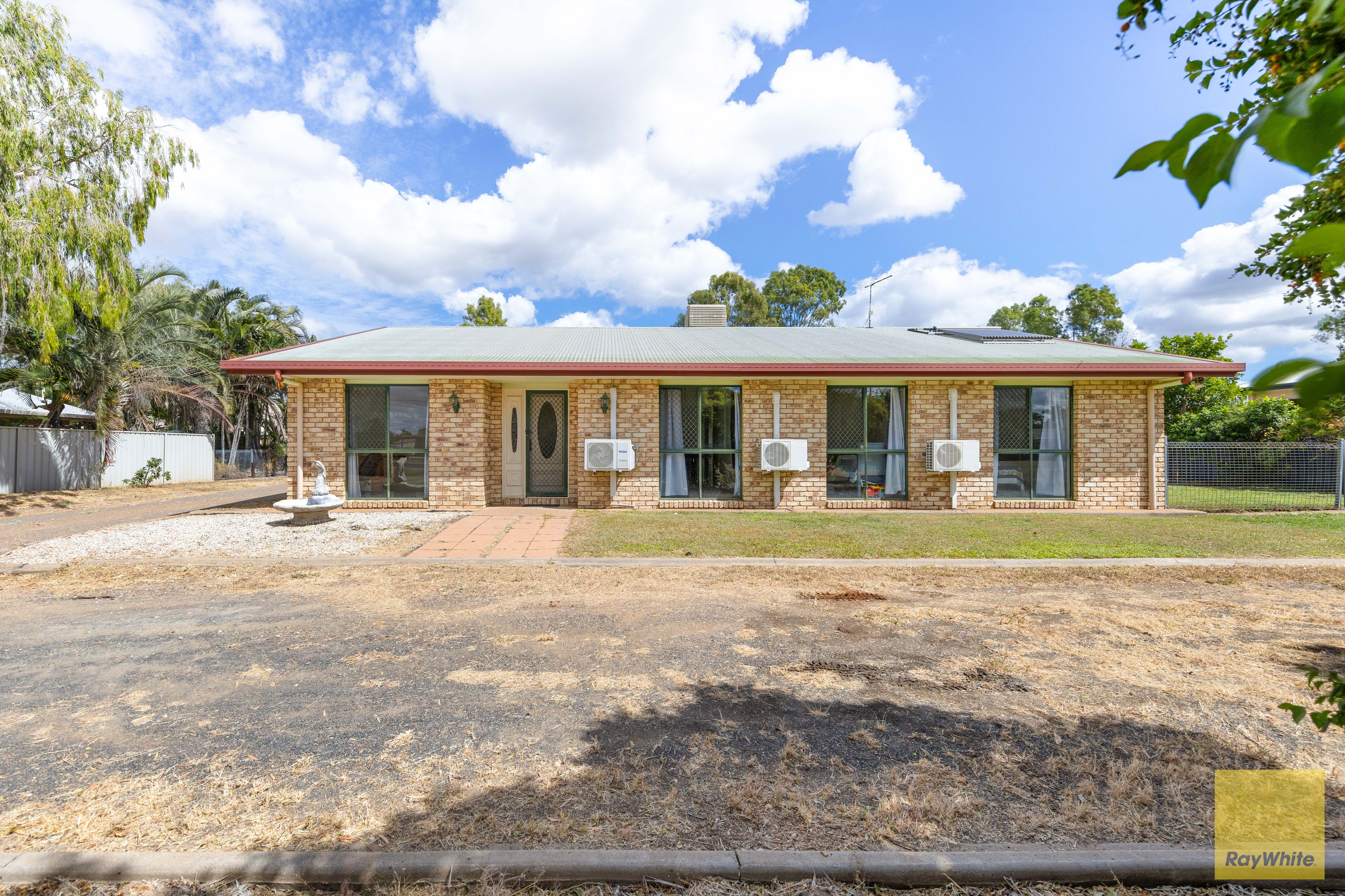 55 Long Street, Emerald, QLD 4720