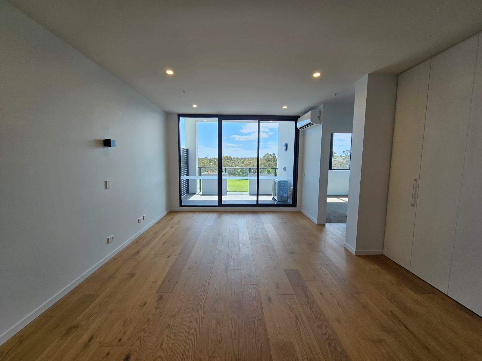 408/35-41 Dalgety Street, Oakleigh, VIC 3166