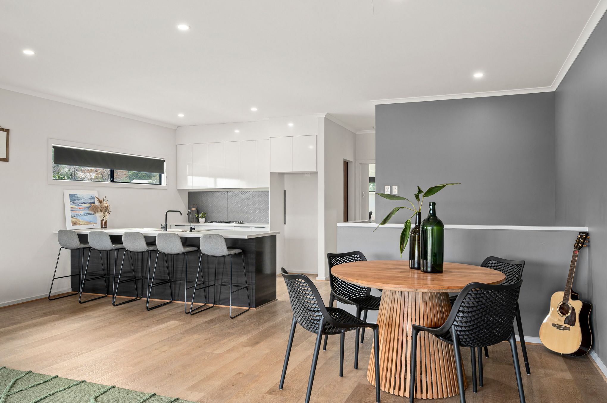 10 Roy Terrace — photo 10 of 30