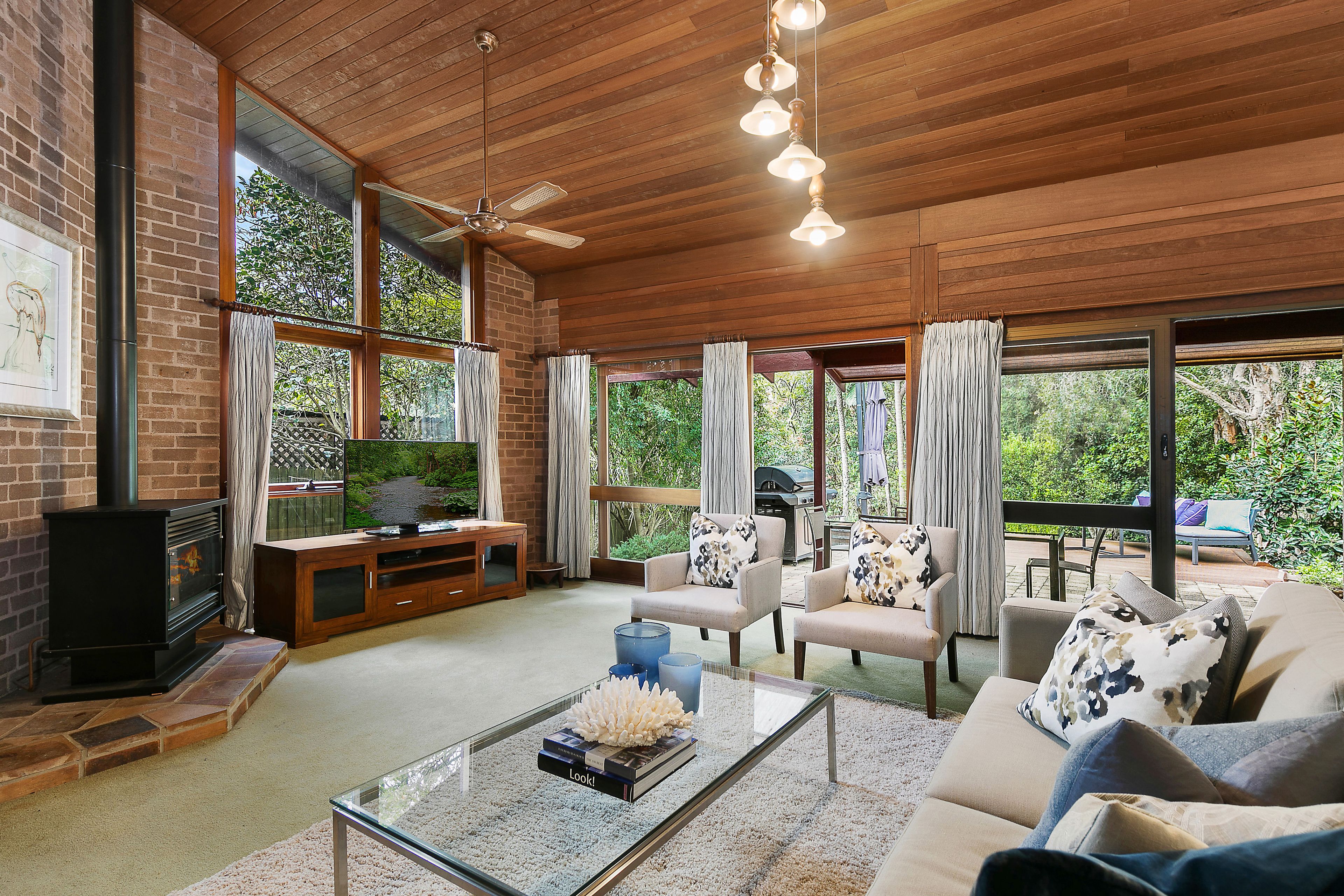 19 Pearson Avenue, Gordon, NSW 2072