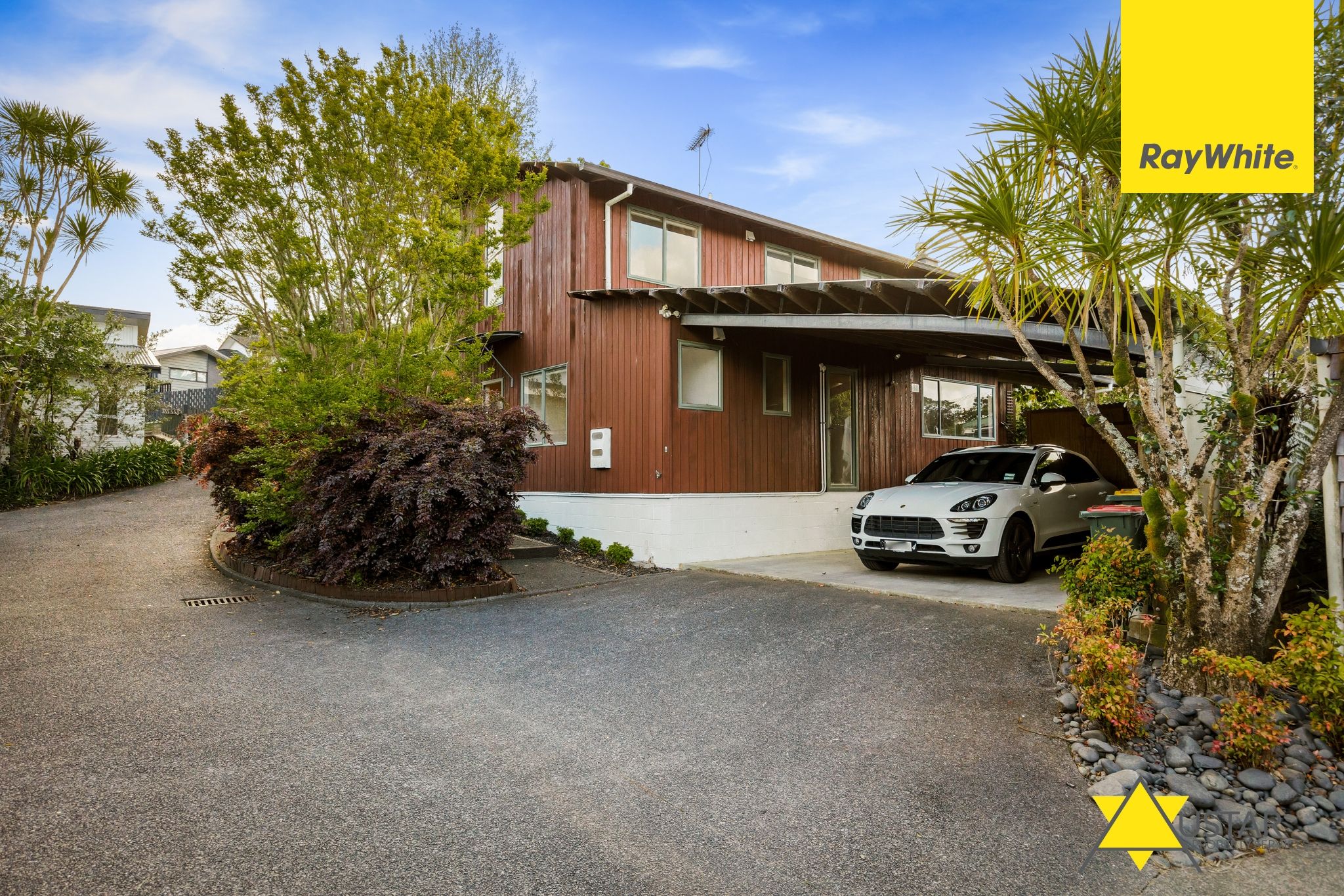 542a West Coast Road, Oratia, Waitakere City