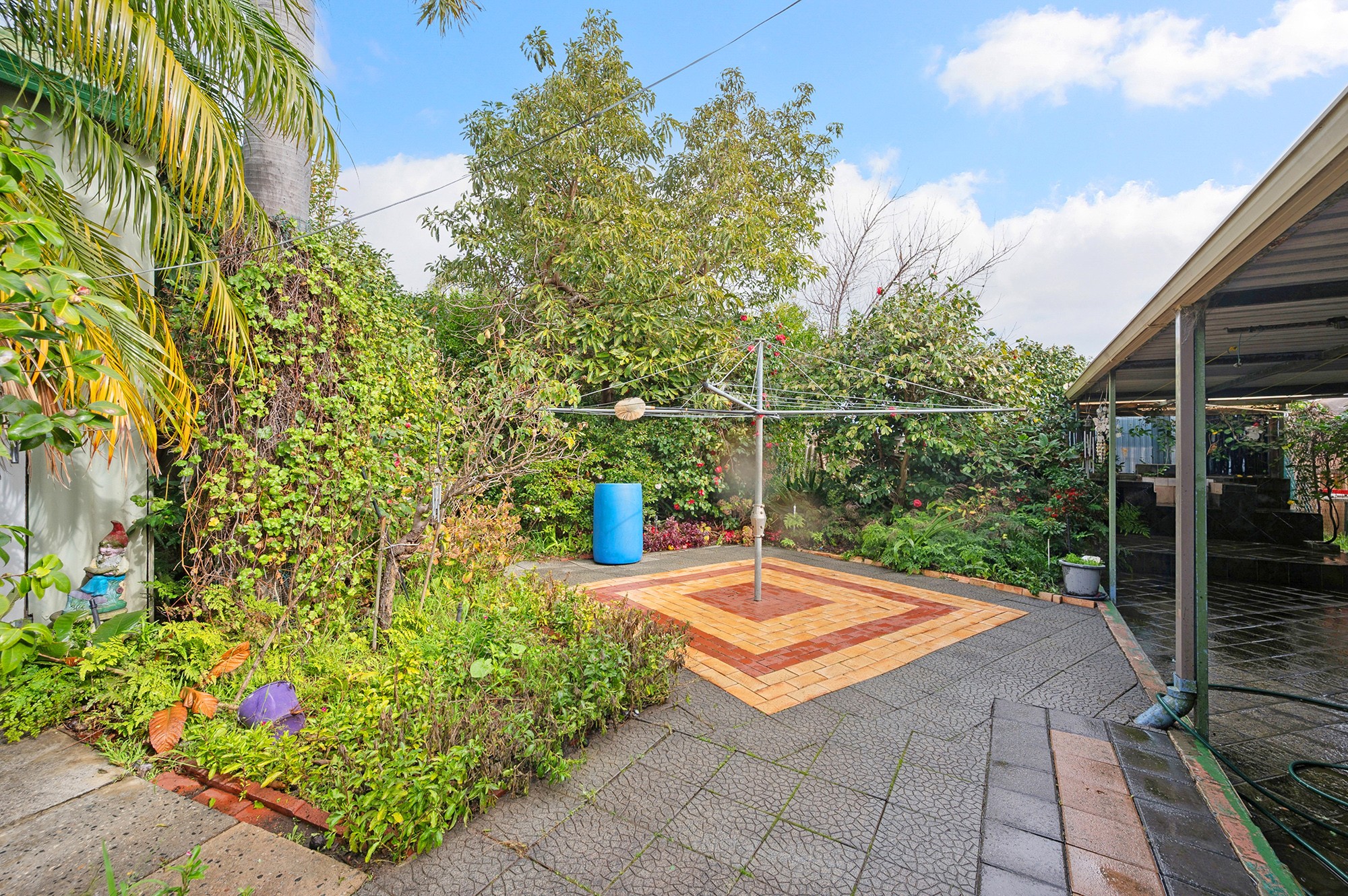 28 Gummow Way, Girrawheen, WA 6064