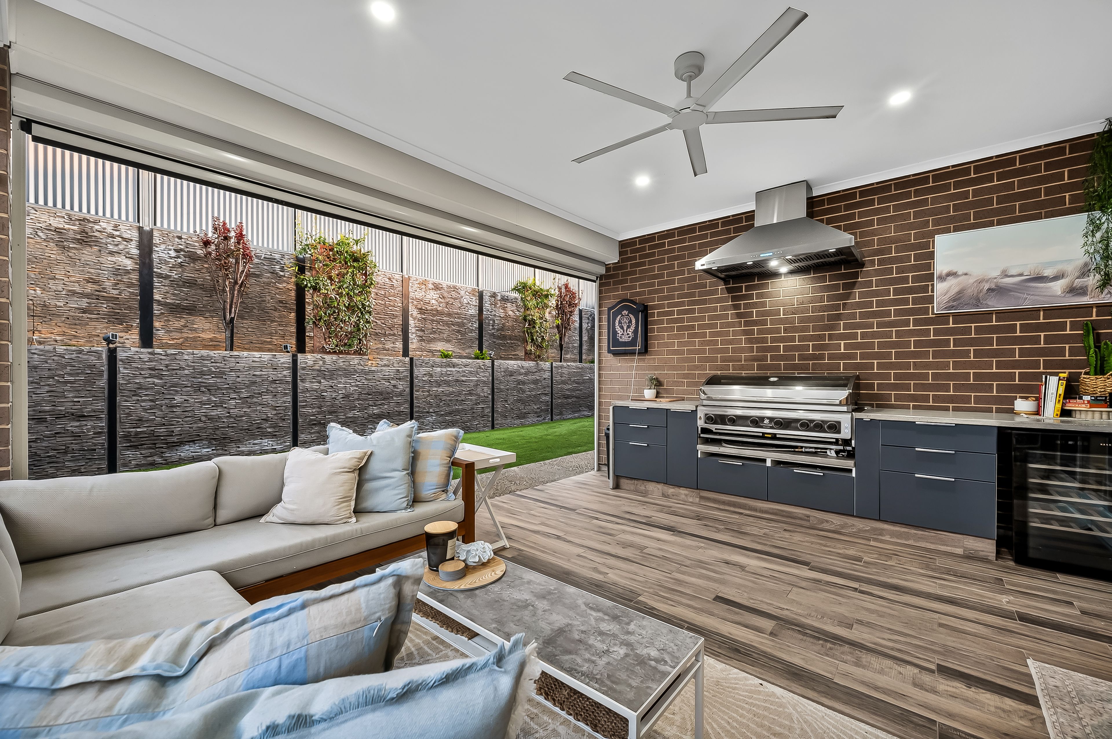 13 Ogilvy Road — photo 12 of 19