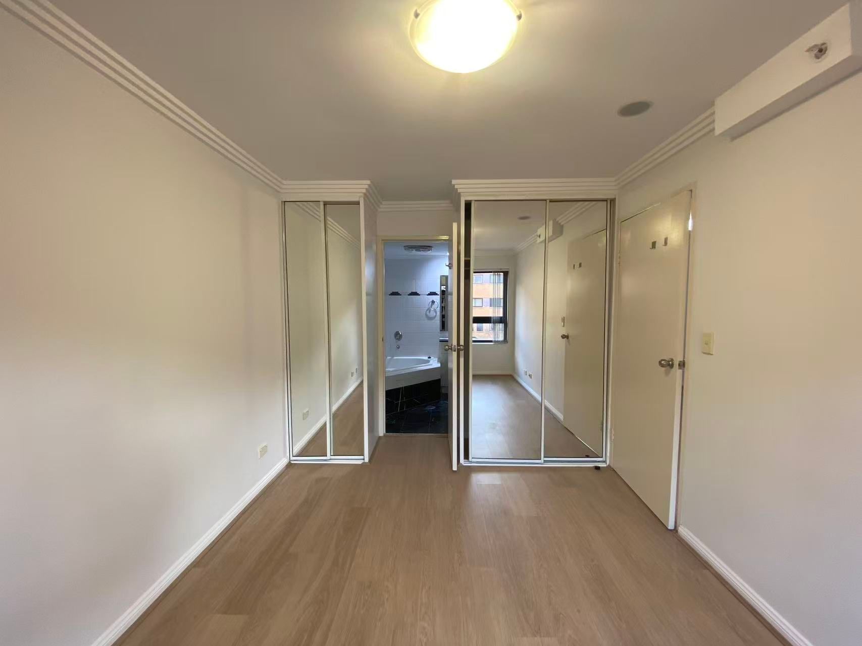24B/12 Dora Street — photo 10 of 12