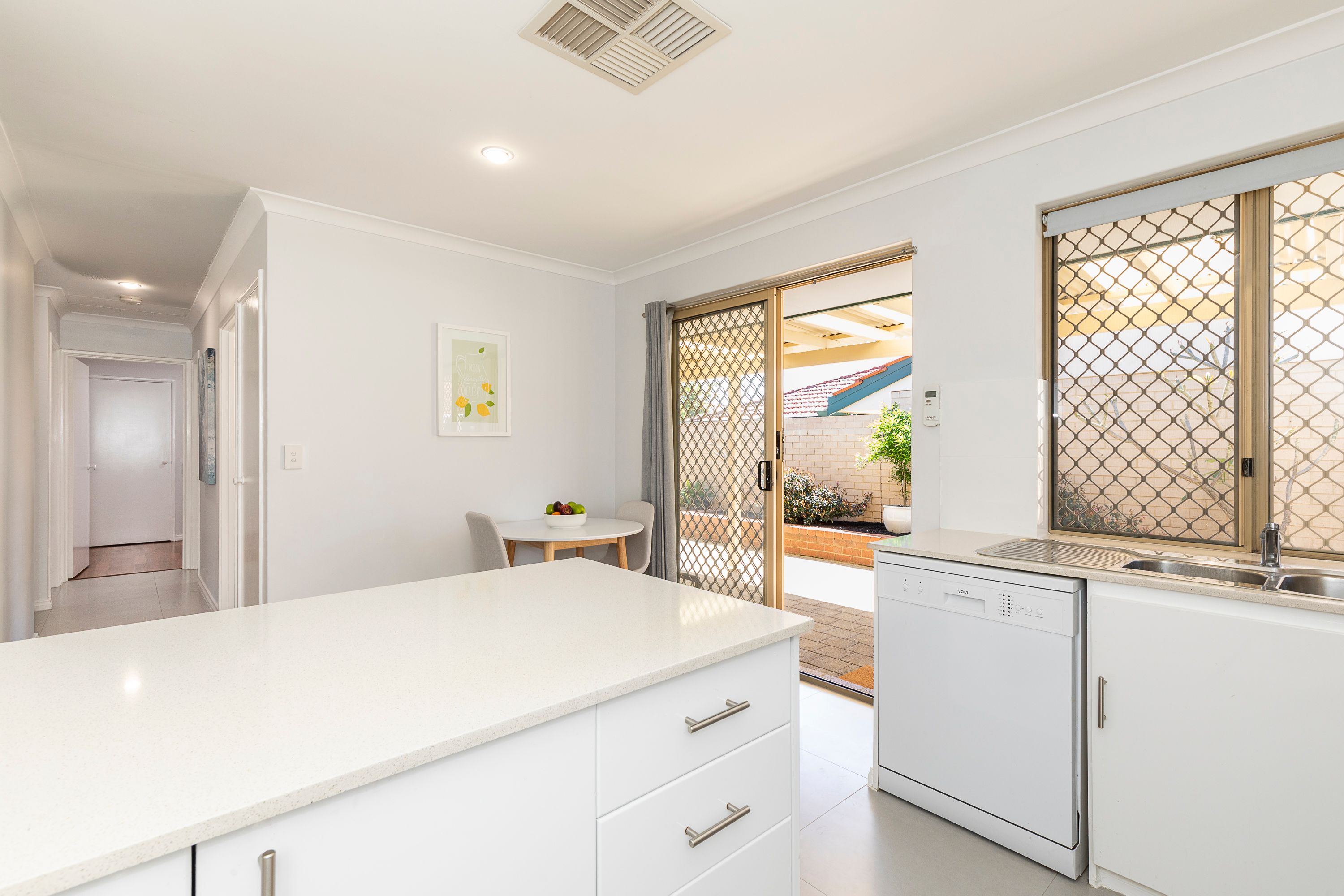 2/153 Baden Street — photo 8 of 22