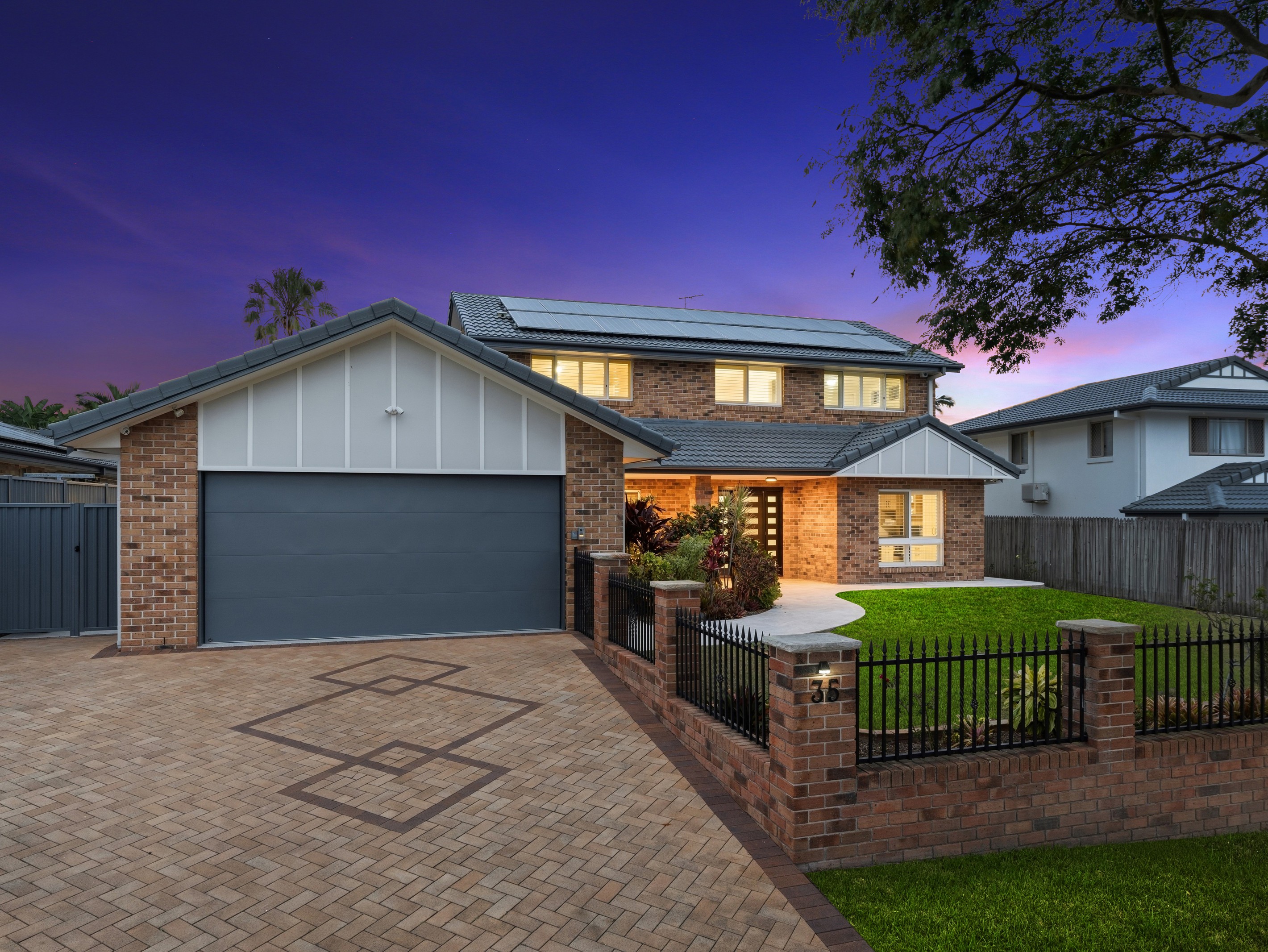 35 Chanel Crescent, Eight Mile Plains, QLD 4113