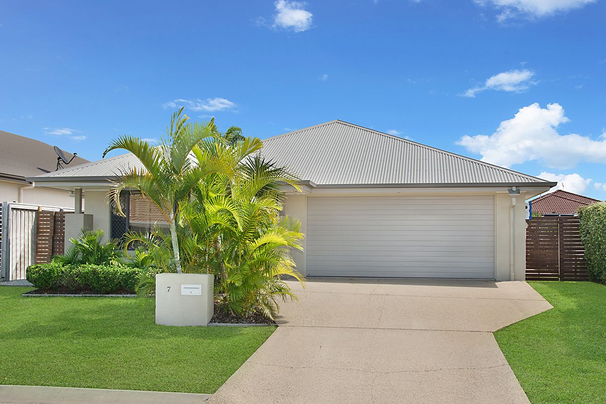 7 Cannon Lane, Little Mountain, QLD 4551