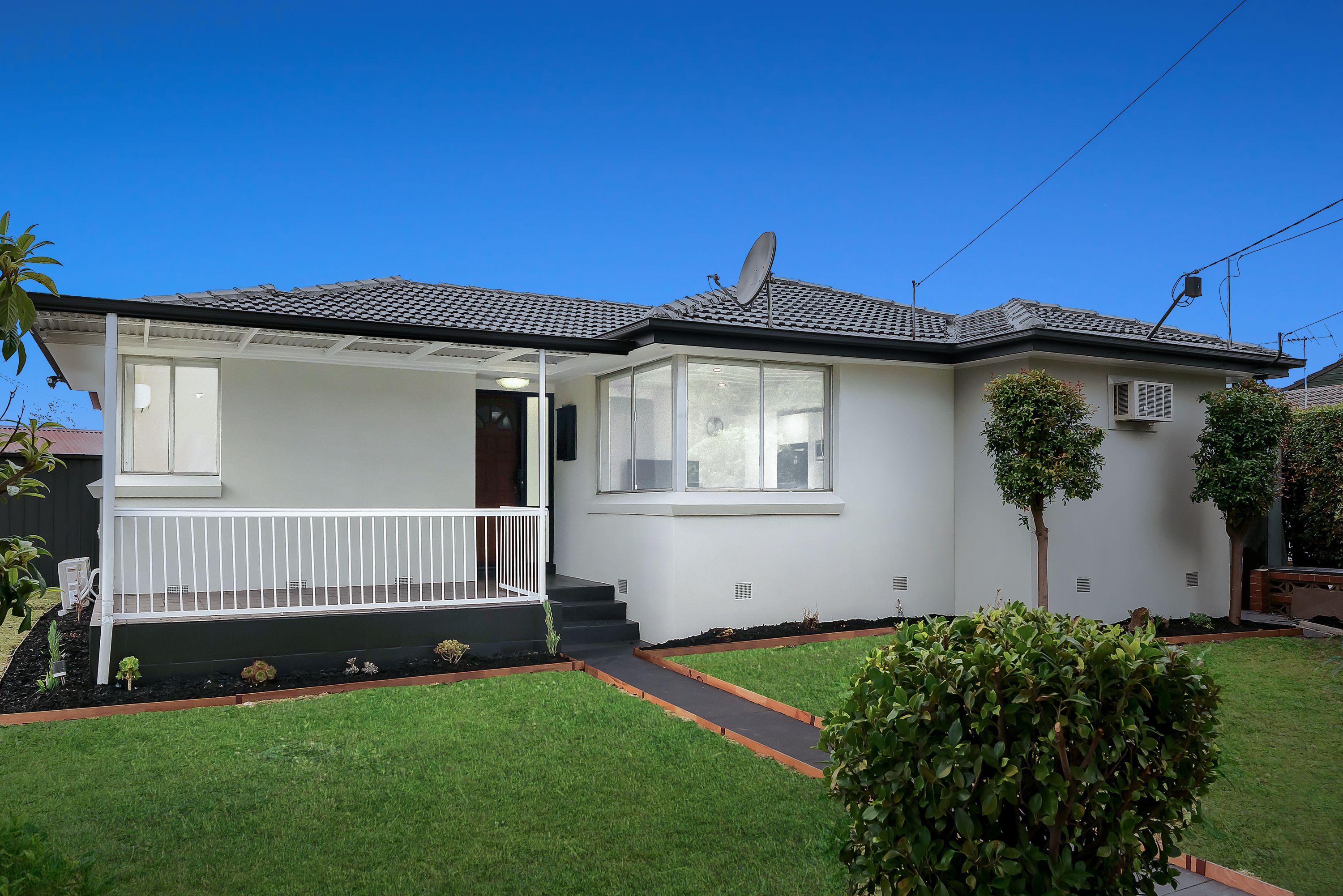14 Warraweena Road, Clayton South VIC 3169