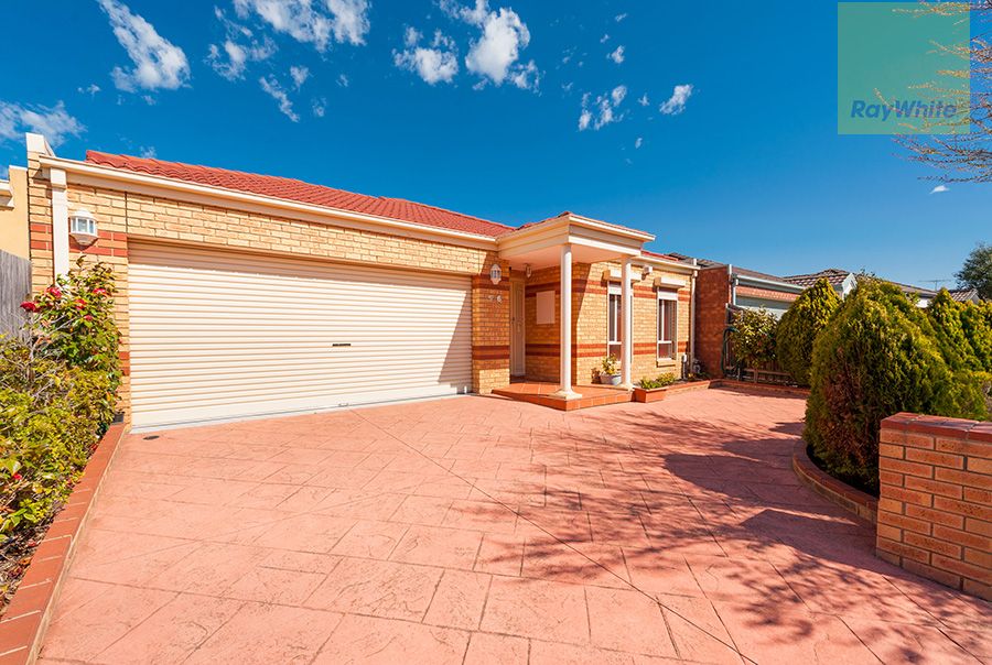 56 Kennedy Parade, Roxburgh Park, VIC 3064