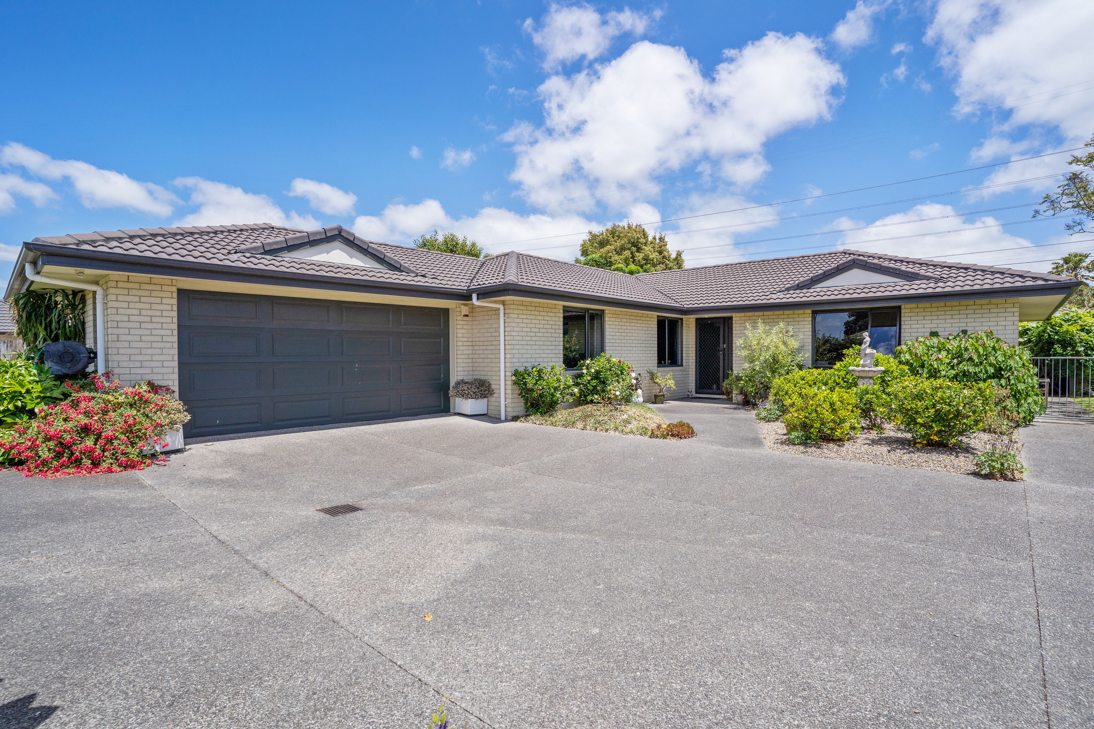 69 Longford Park Drive, Takanini, Papakura 2112 Sold House Ray