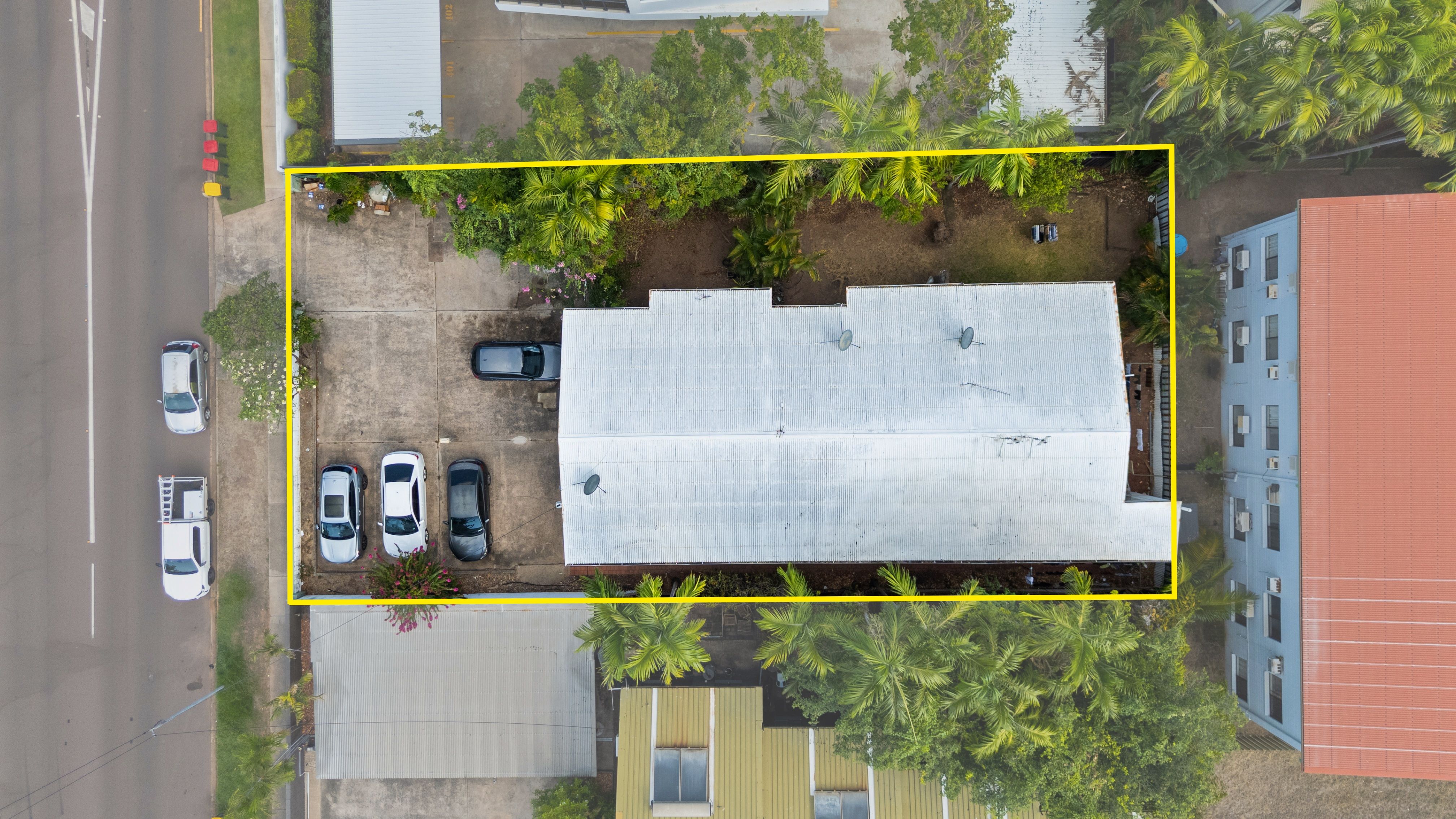 164 SMITH Street — photo 3 of 10