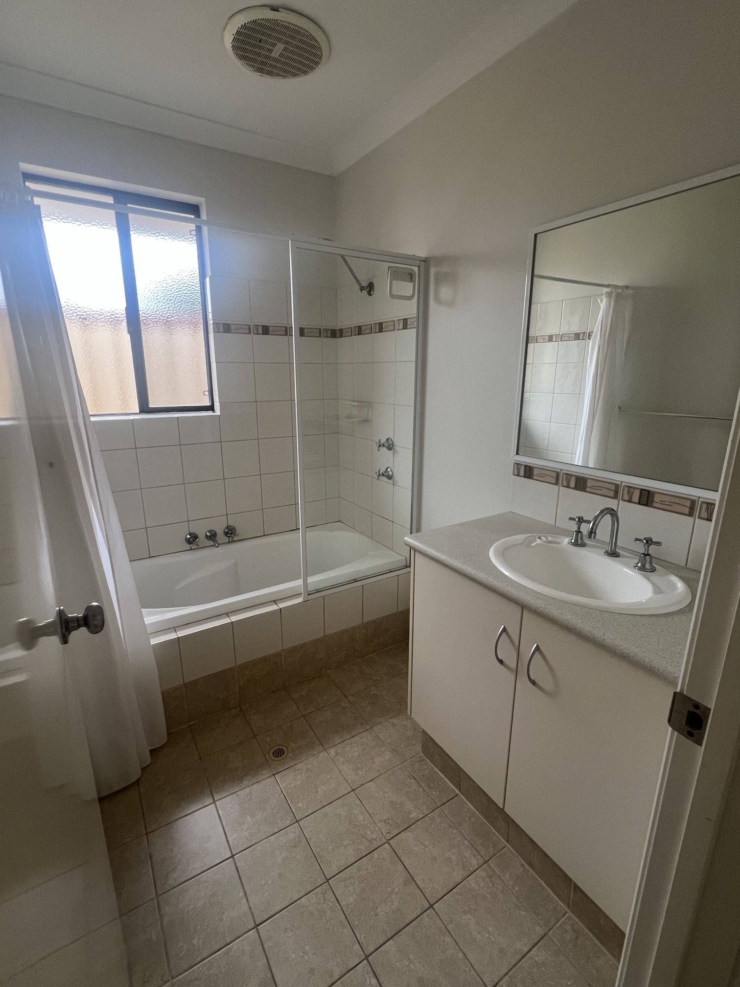 54a Brazier Street — photo 11 of 13