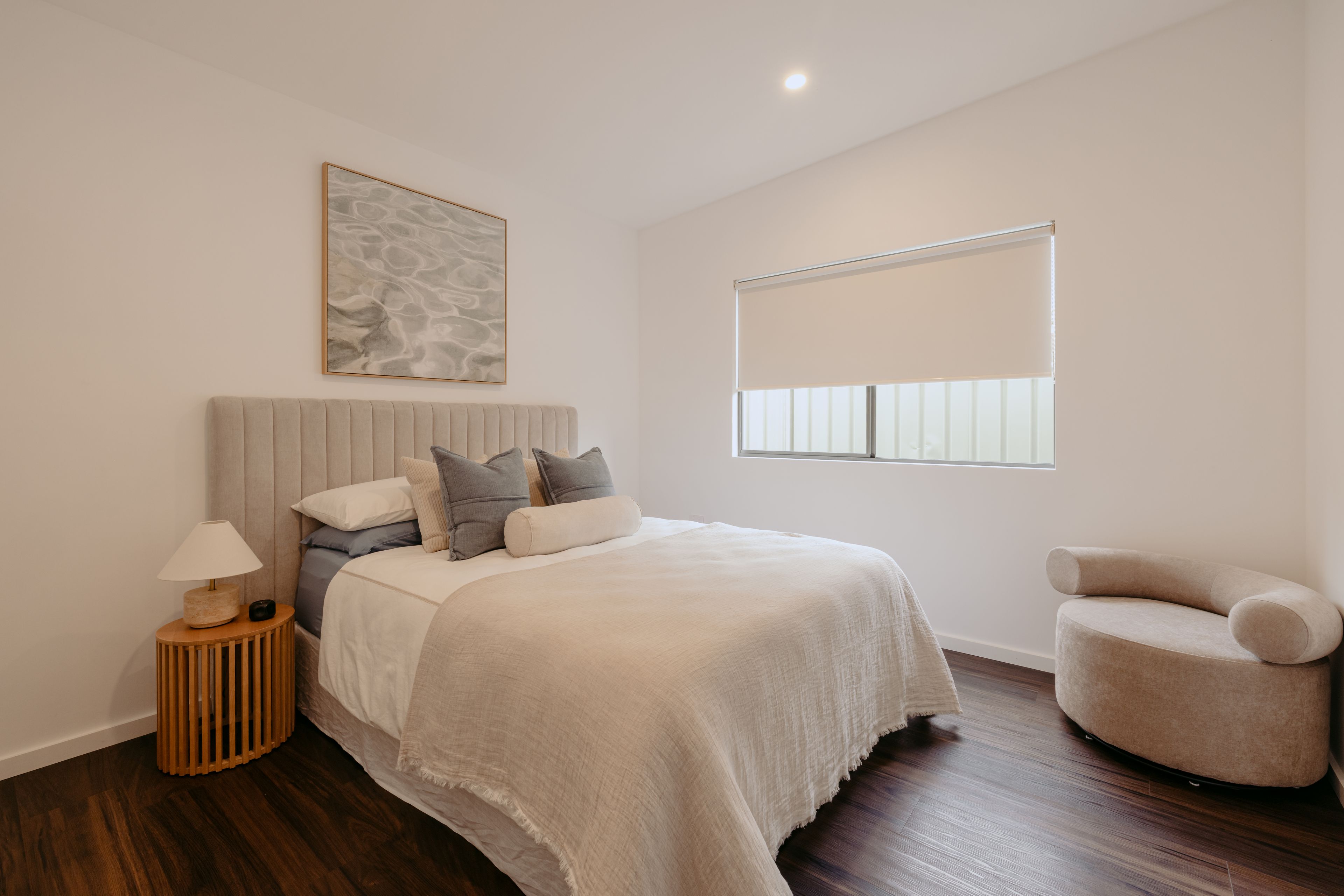 3 Tamarix Crescent — photo 26 of 30