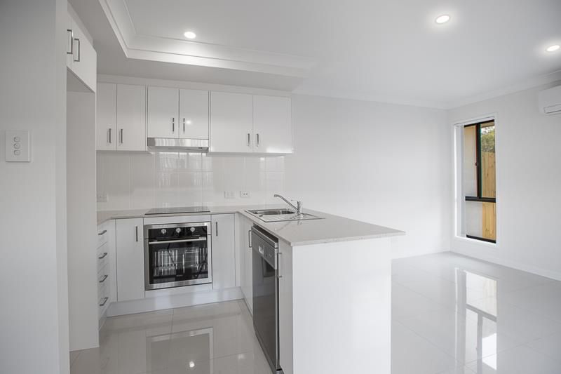 2/27 Holroyd Street, Brassall, QLD 4305