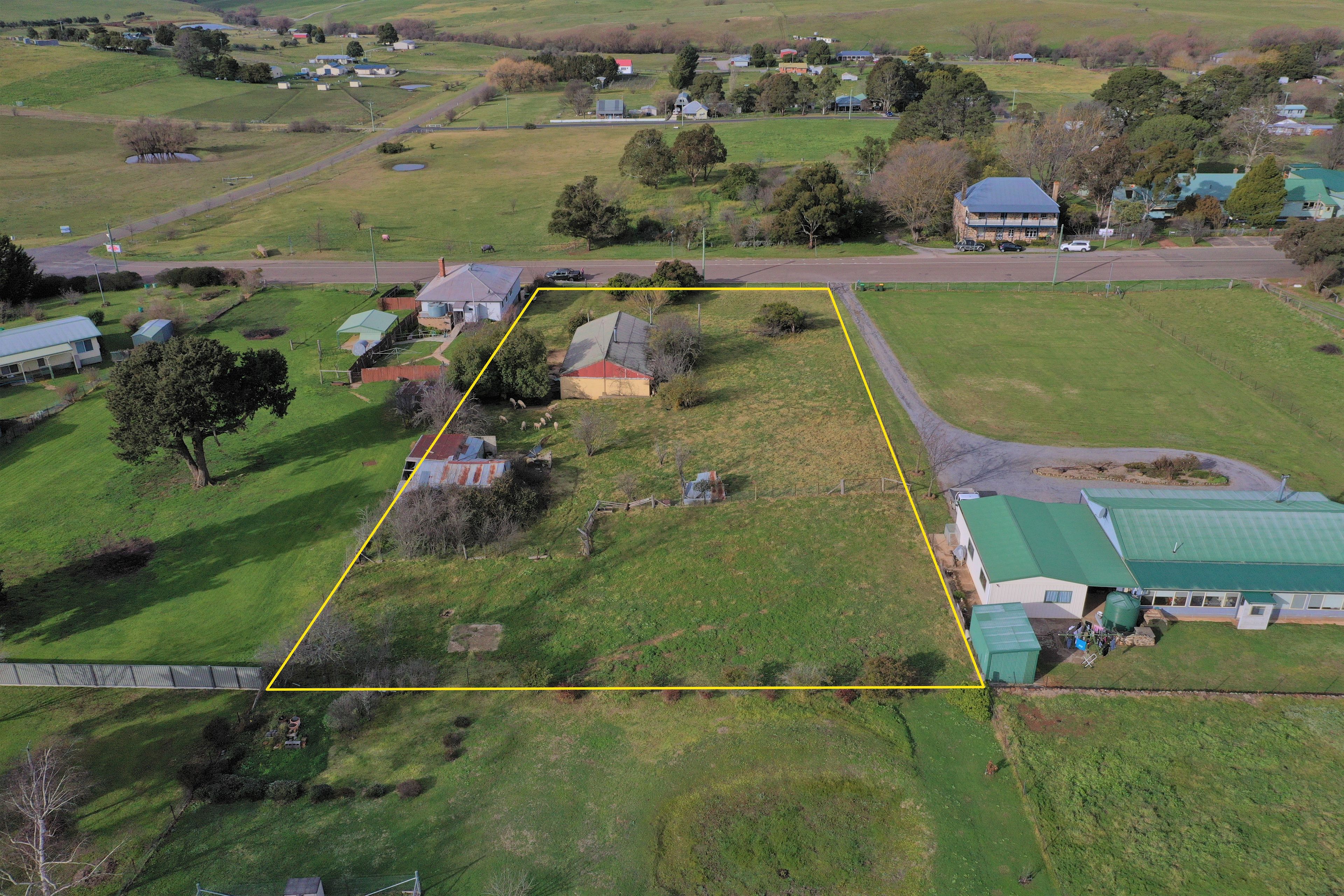 104 Orchard Street, Taralga, NSW 2580